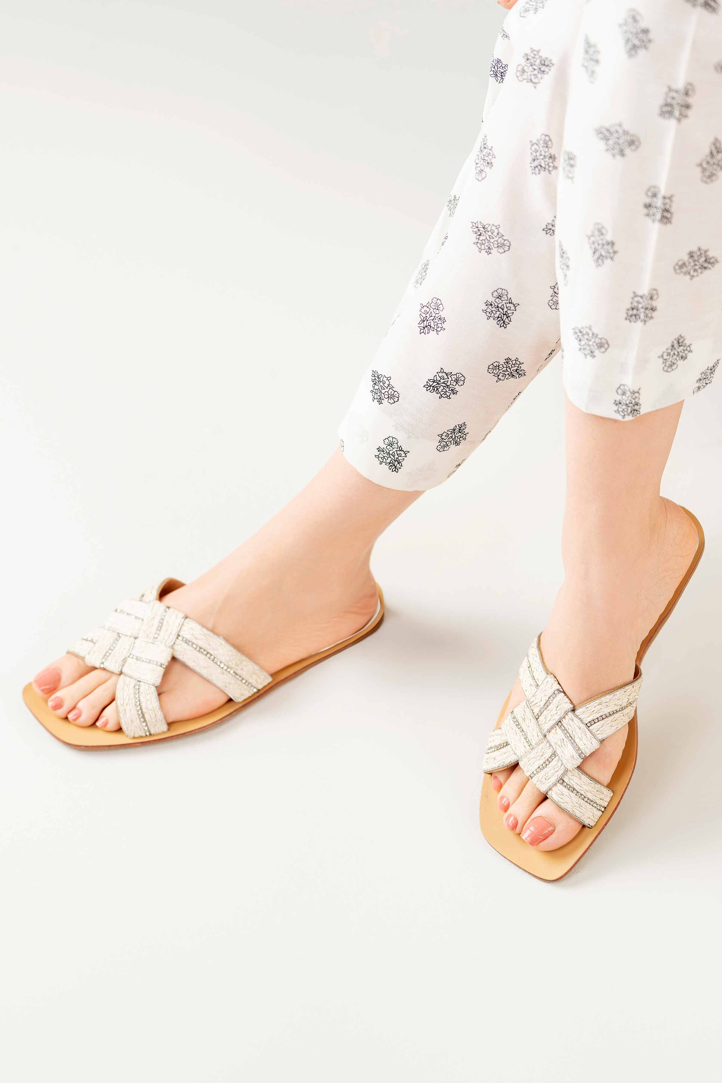 Beige Chappal-440722918 for Women - Fashion Collection | Nishat | Shop Online