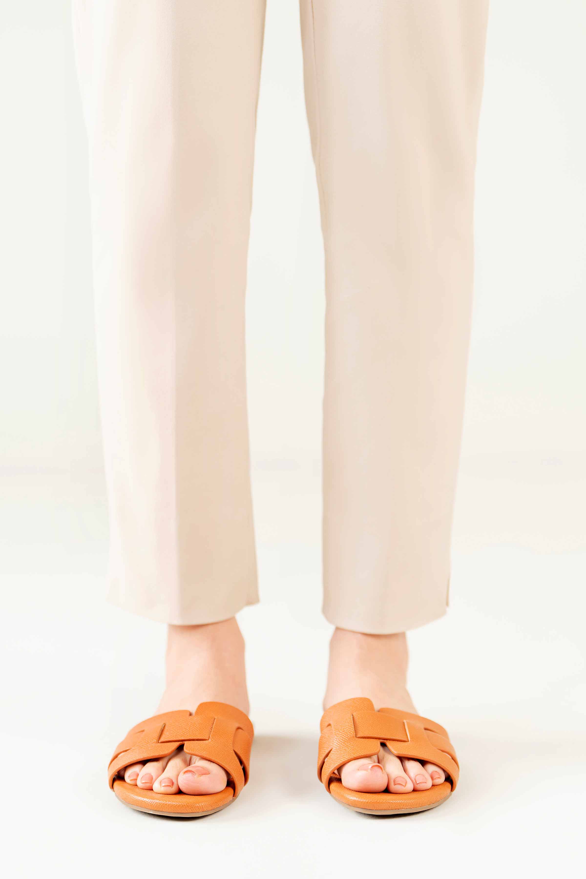 Camel Chappal-440732929 for Women - Fashion Collection | Nishat | Shop Online