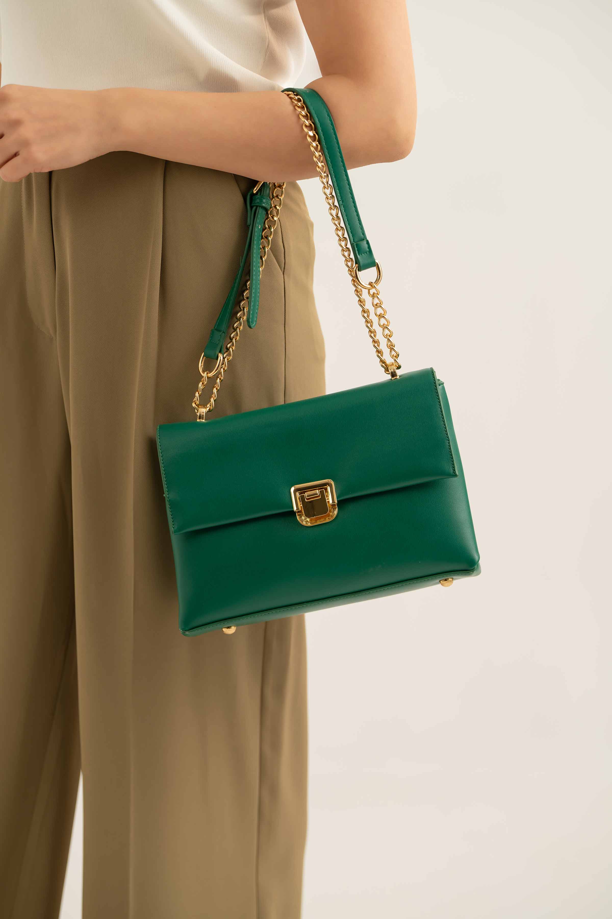 Green Shoulder Bag-440812104 for Women - Fashion Collection | Nishat | Shop Online