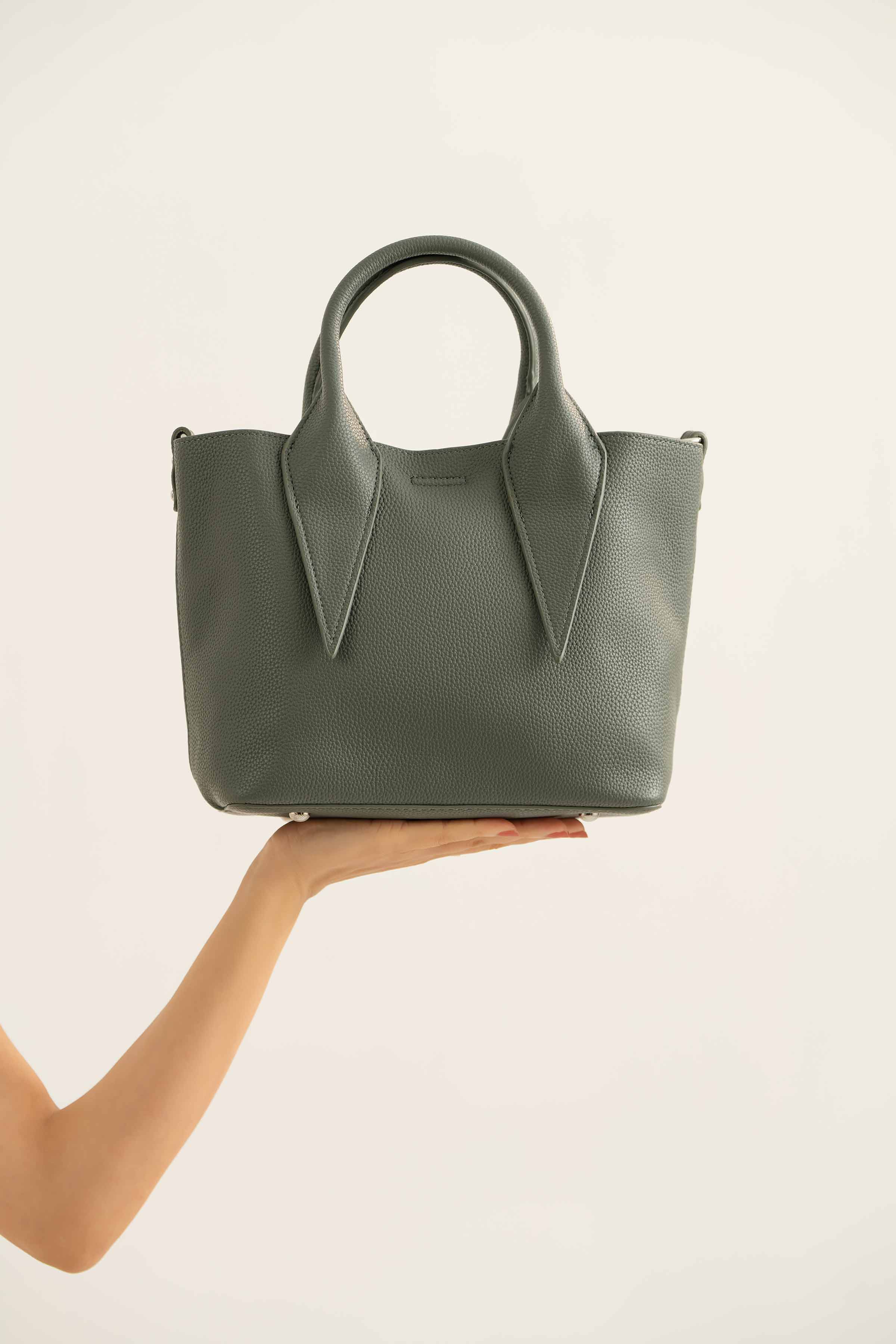 Green Shoulder Bag-440972104 for Women - Fashion Collection | Nishat | Shop Online