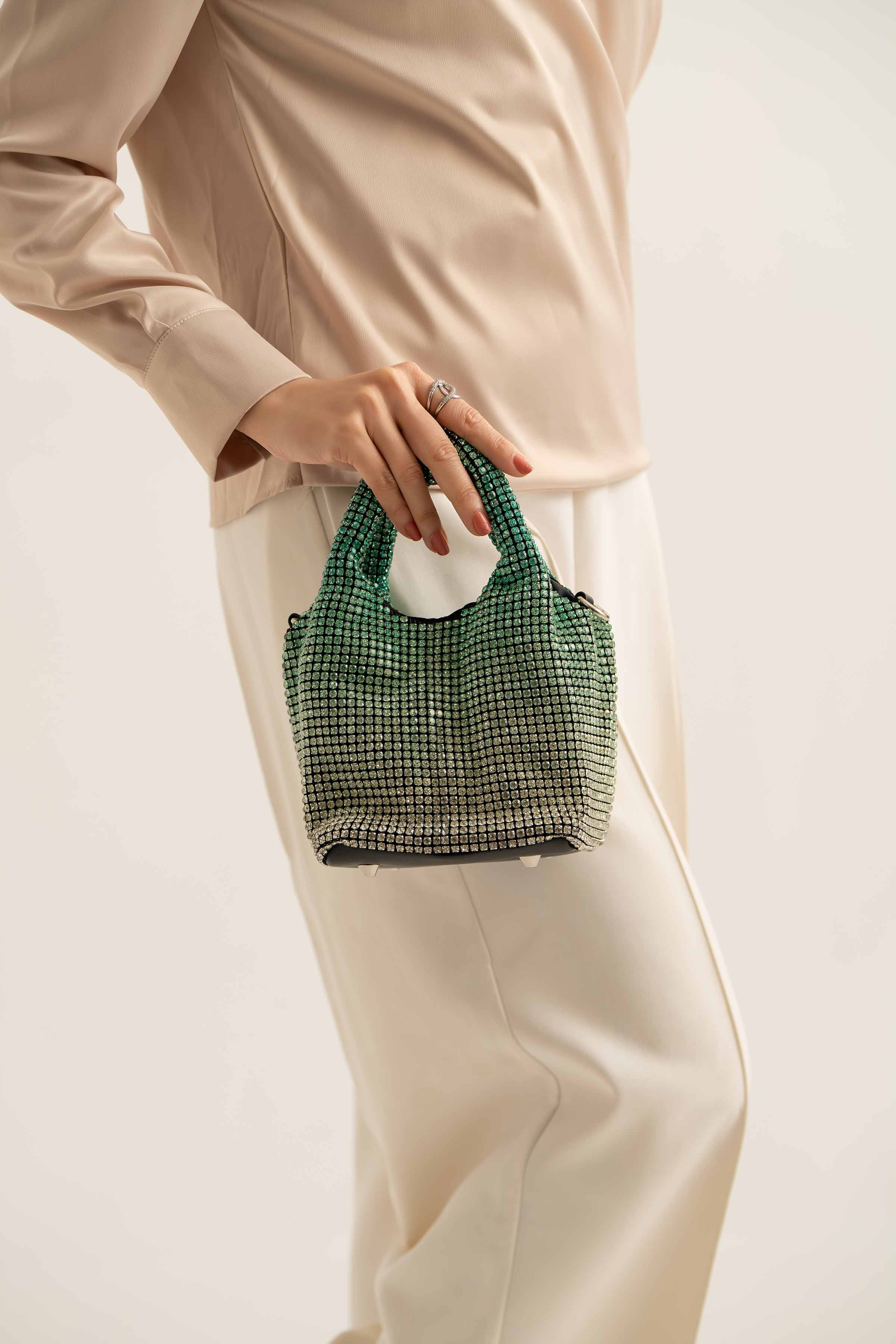 Green Clutch-441092104 for Women - Fashion Collection | Nishat | Shop Online