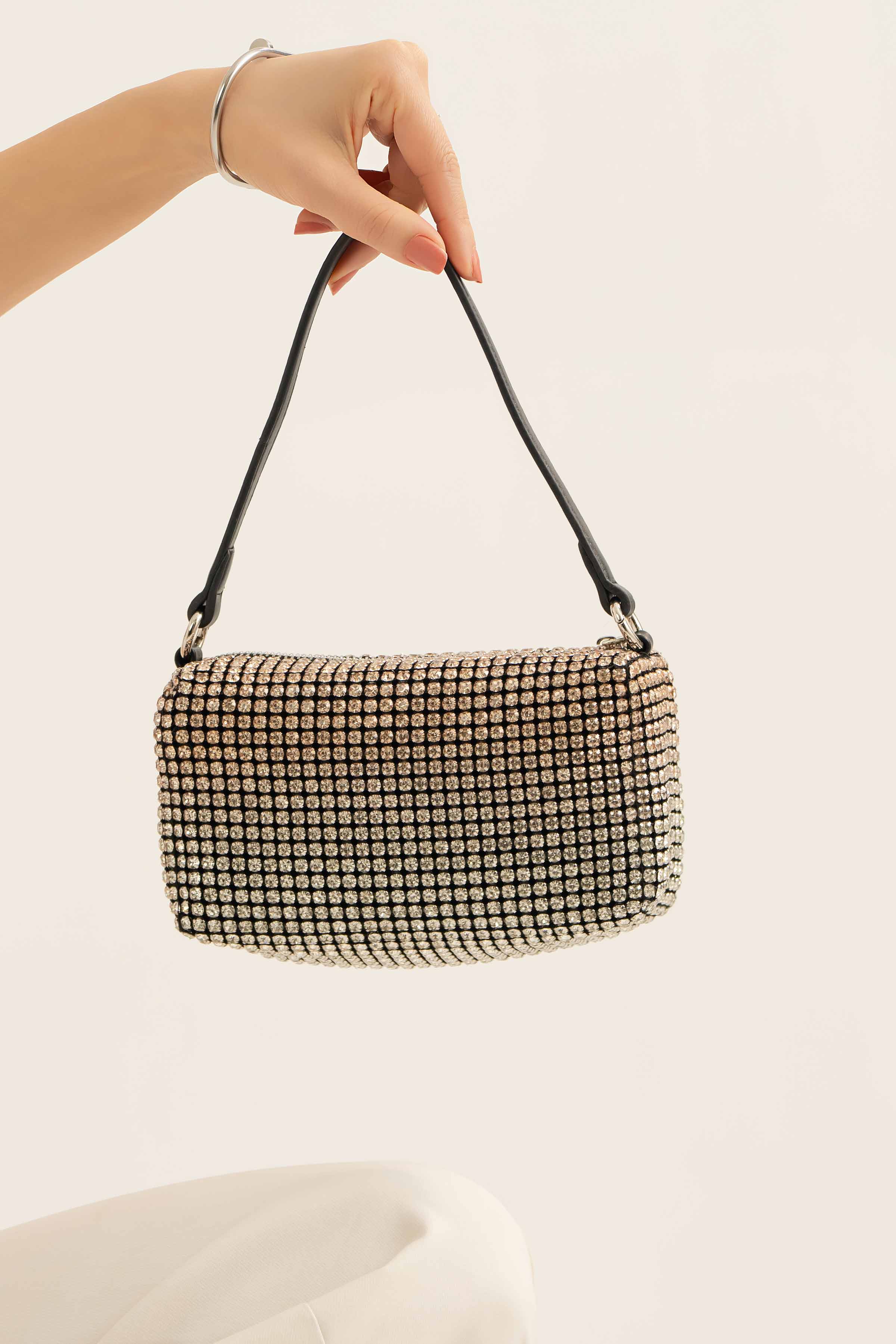 Pink Clutch-441112105 for Women - Fashion Collection | Nishat | Shop Online