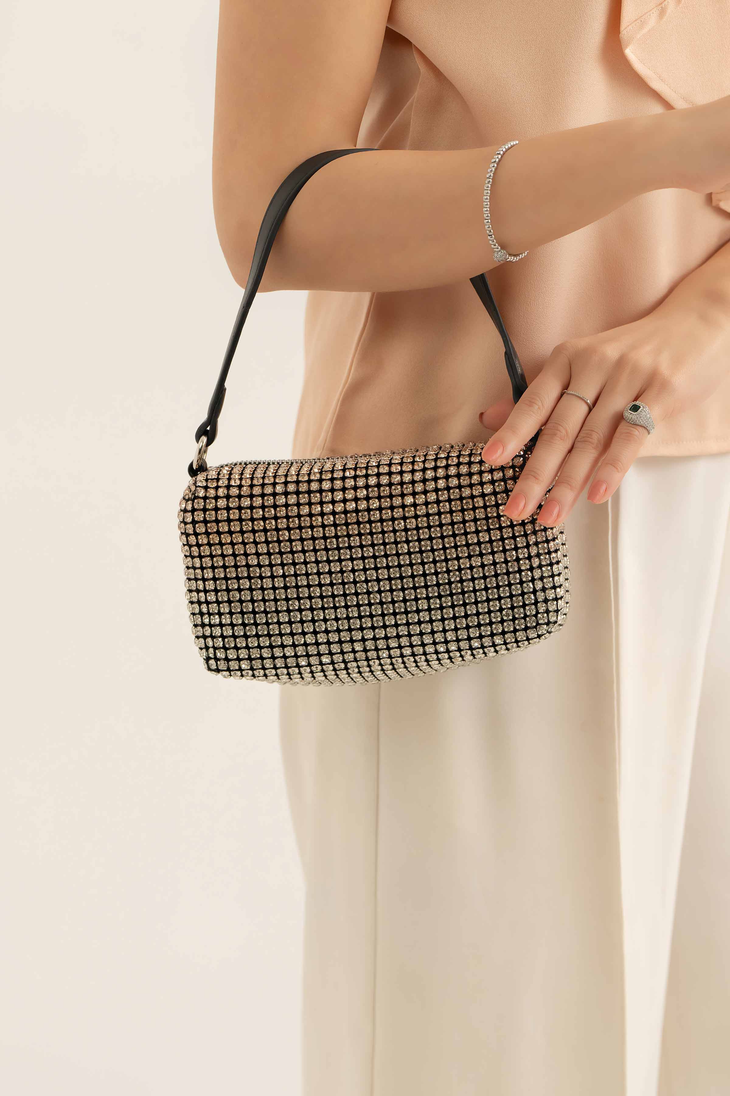 Pink Clutch-441112105 for Women - Fashion Collection | Nishat | Shop Online