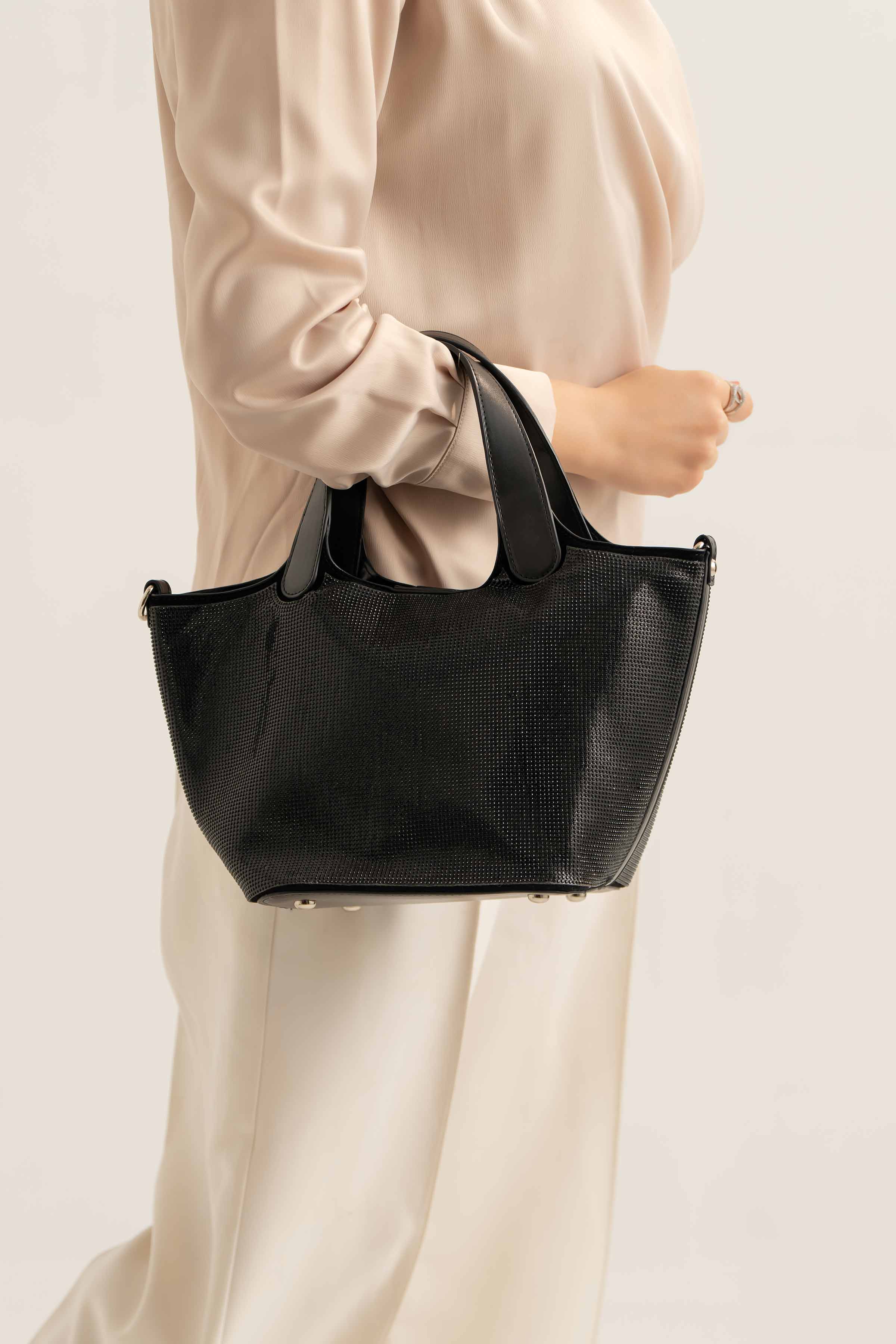 Black Clutch-441132103 for Women - Fashion Collection | Nishat | Shop Online