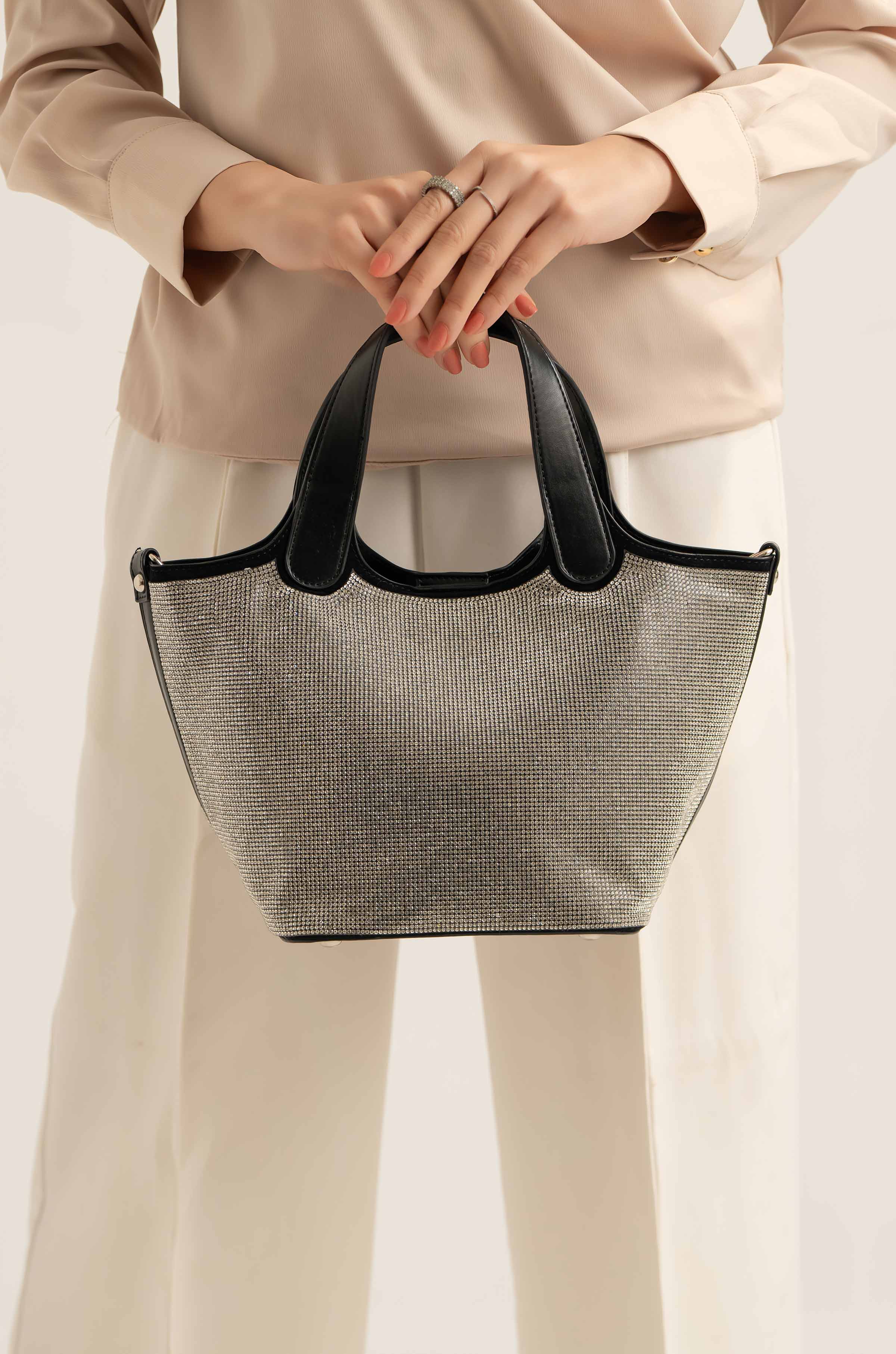 Silver Clutch-441132120 for Women - Fashion Collection | Nishat | Shop Online