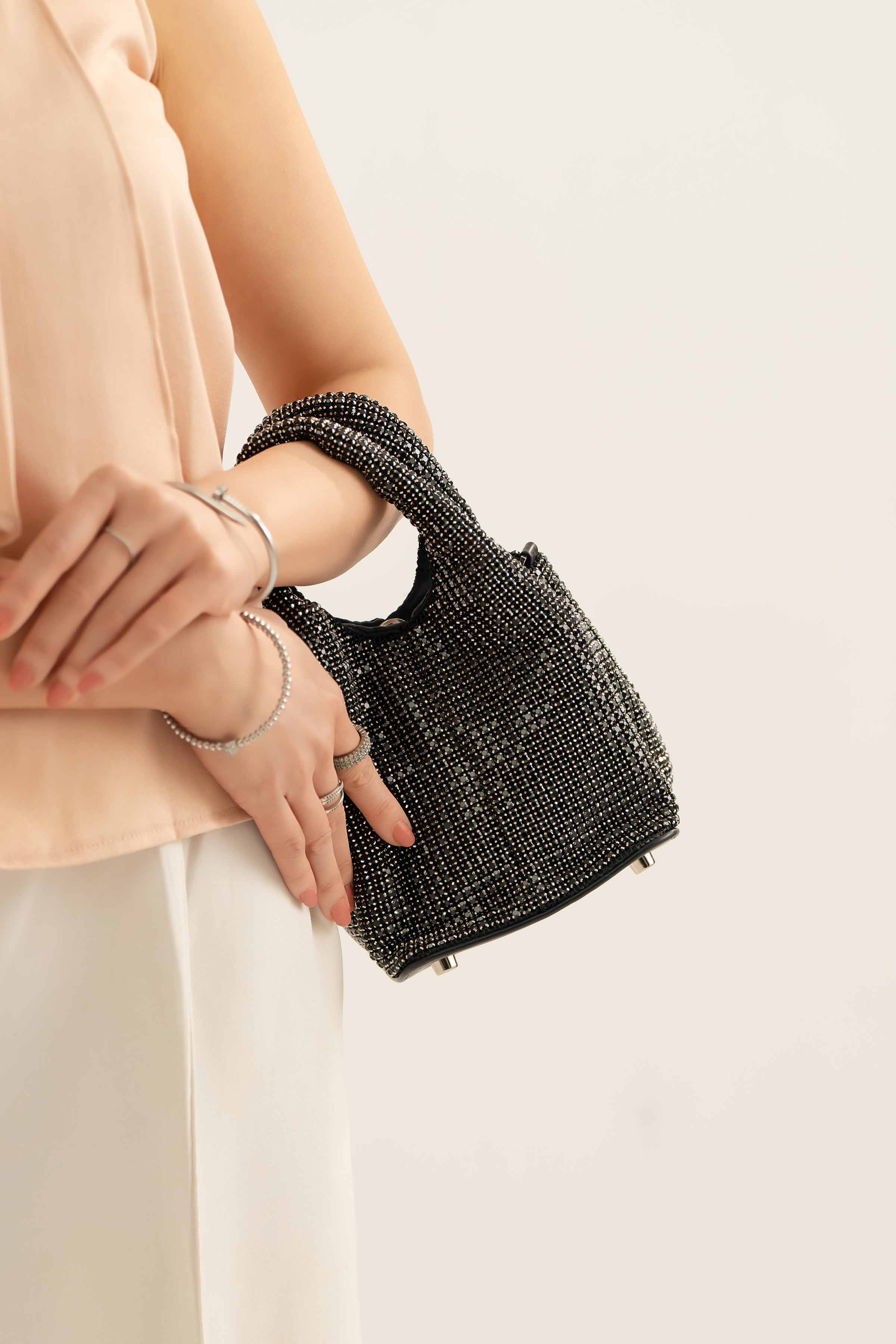 Black Clutch-441292103 for Women - Fashion Collection | Nishat | Shop Online