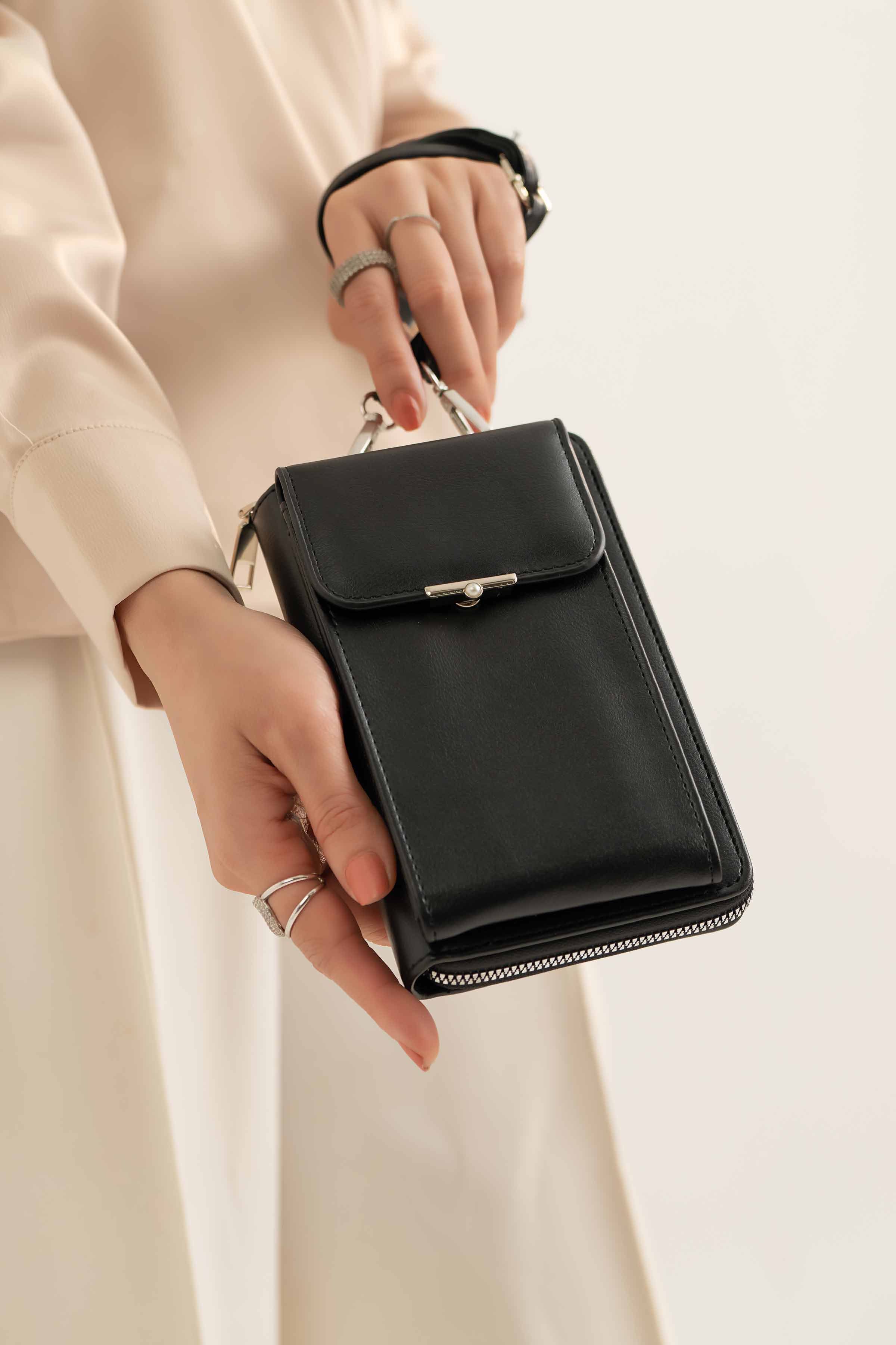 Black Phone Bag-441352103 for Women - Fashion Collection | Nishat | Shop Online