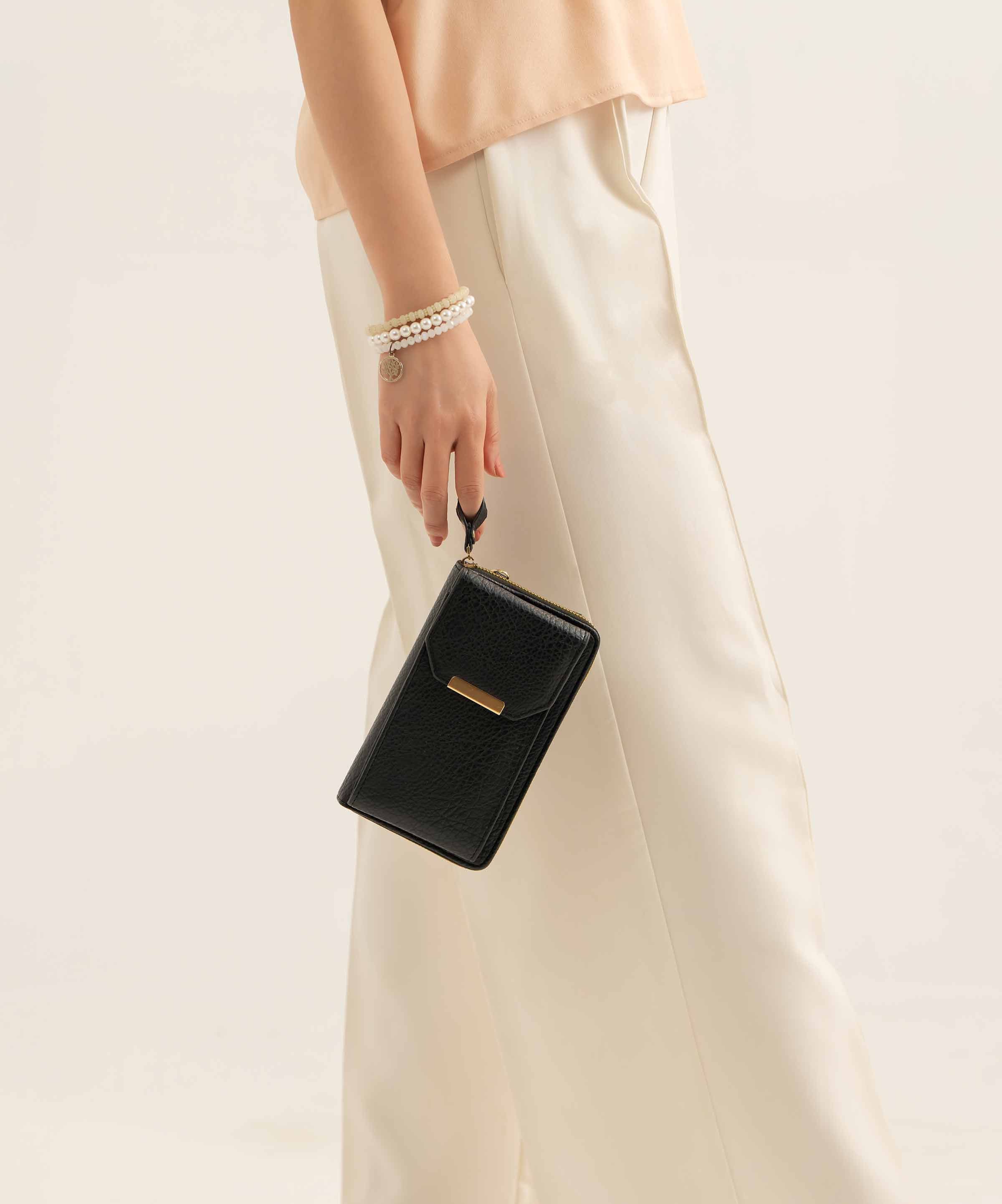 Black Phone Bag-441362103 for Women - Fashion Collection | Nishat | Shop Online