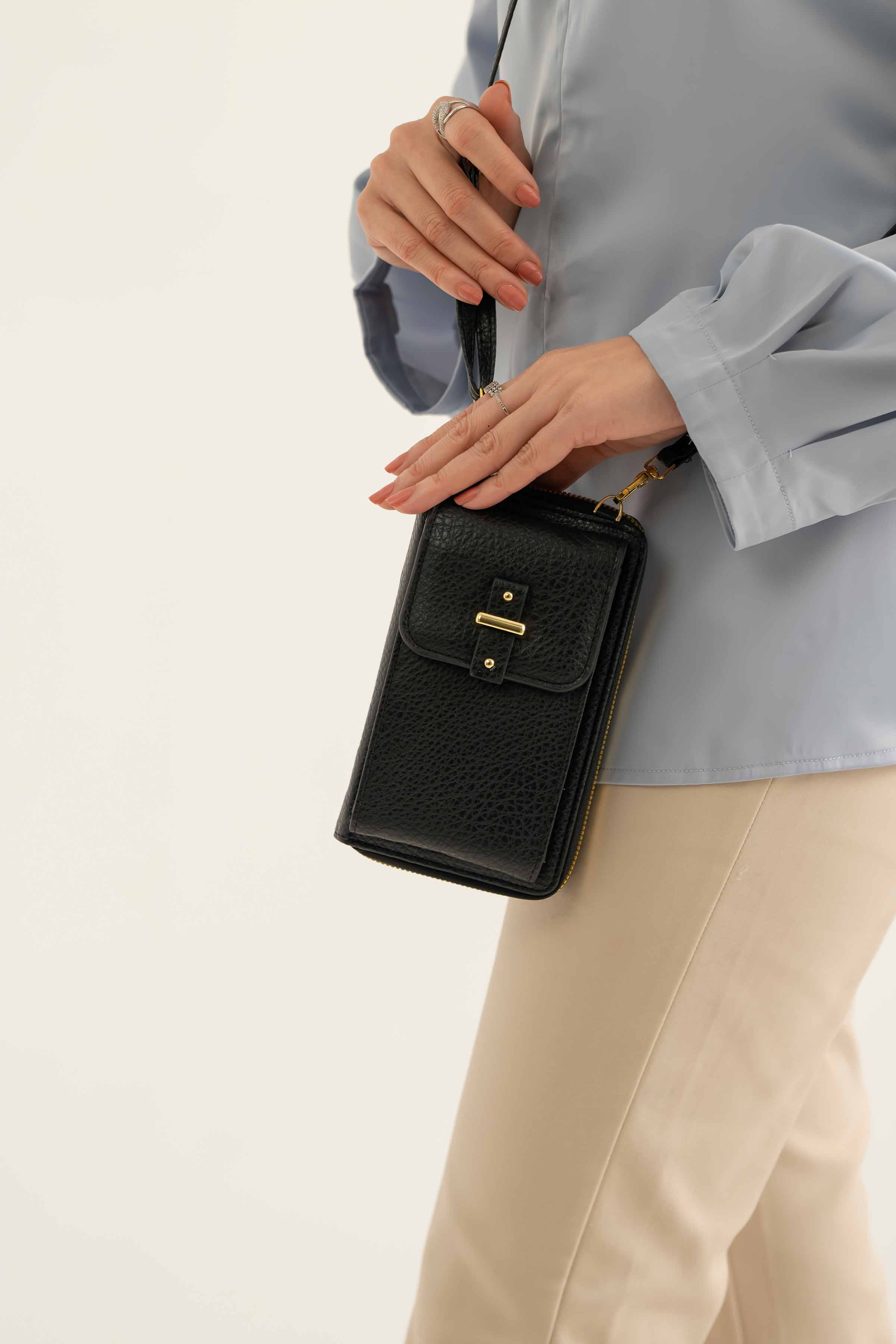 Black Phone Bag-441382103 for Women - Fashion Collection | Nishat | Shop Online