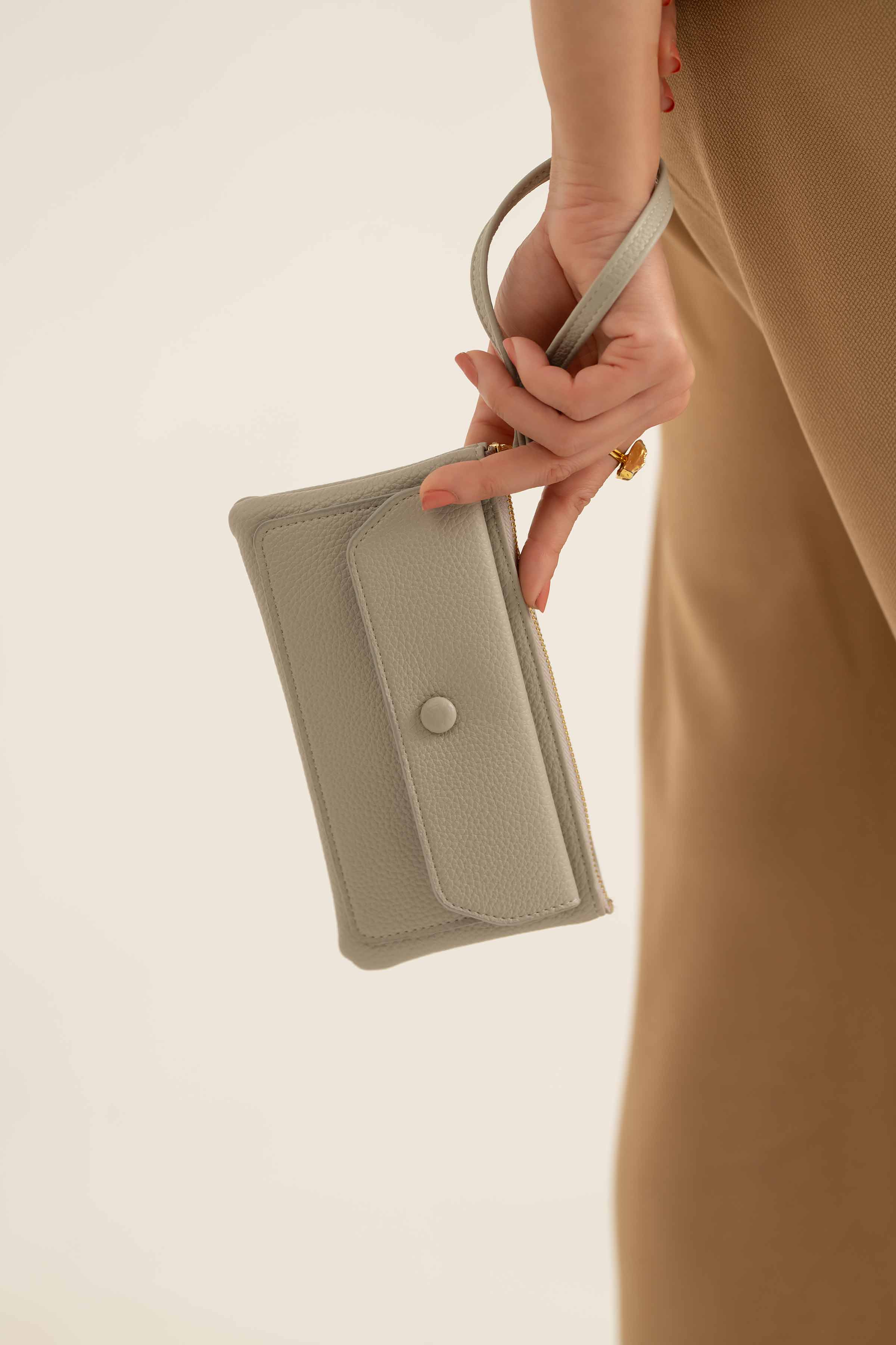 Grey Wallet-441392111 for Women - Fashion Collection | Nishat | Shop Online