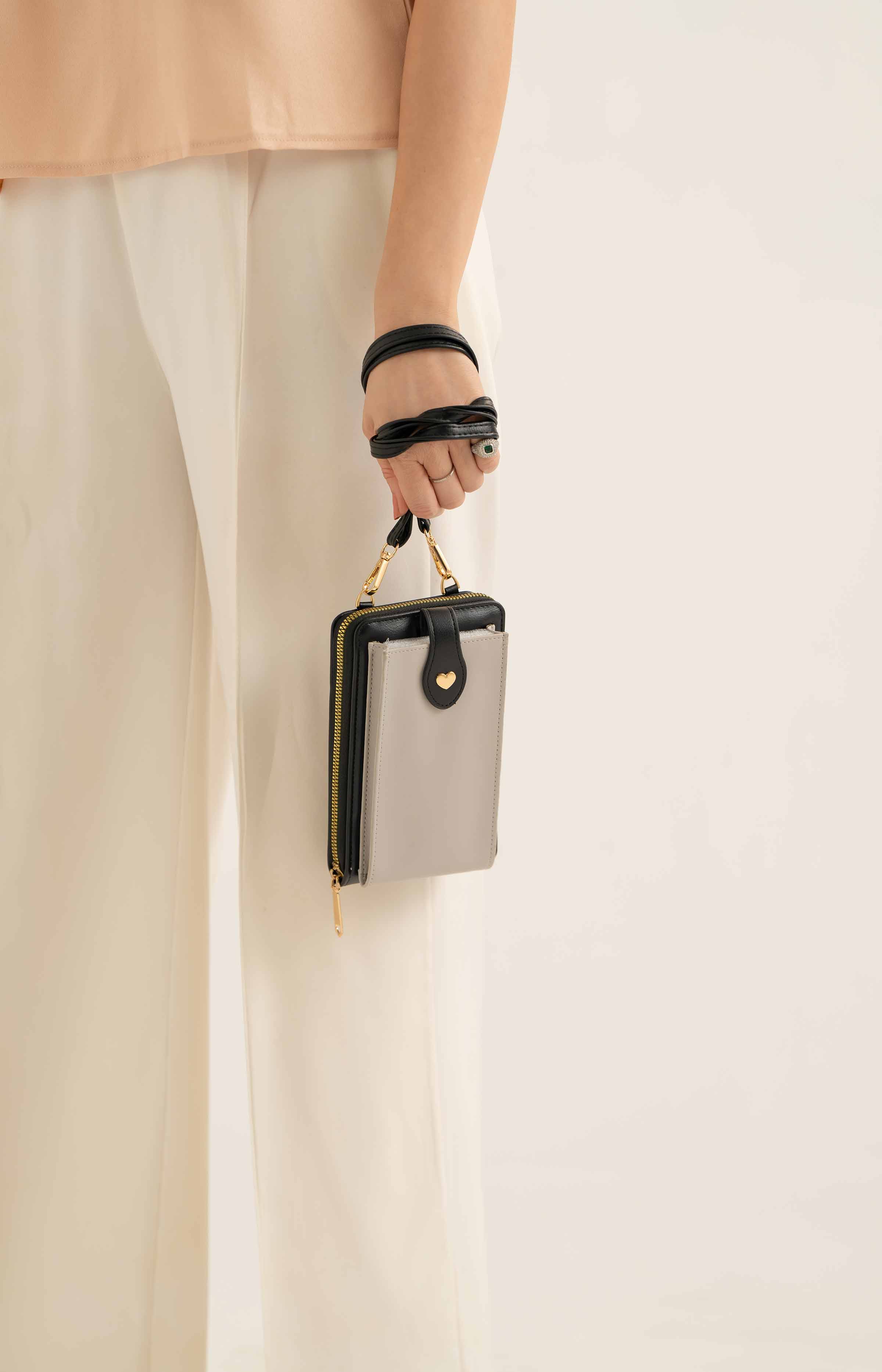 Black Phone Bag-441422103 for Women - Fashion Collection | Nishat | Shop Online