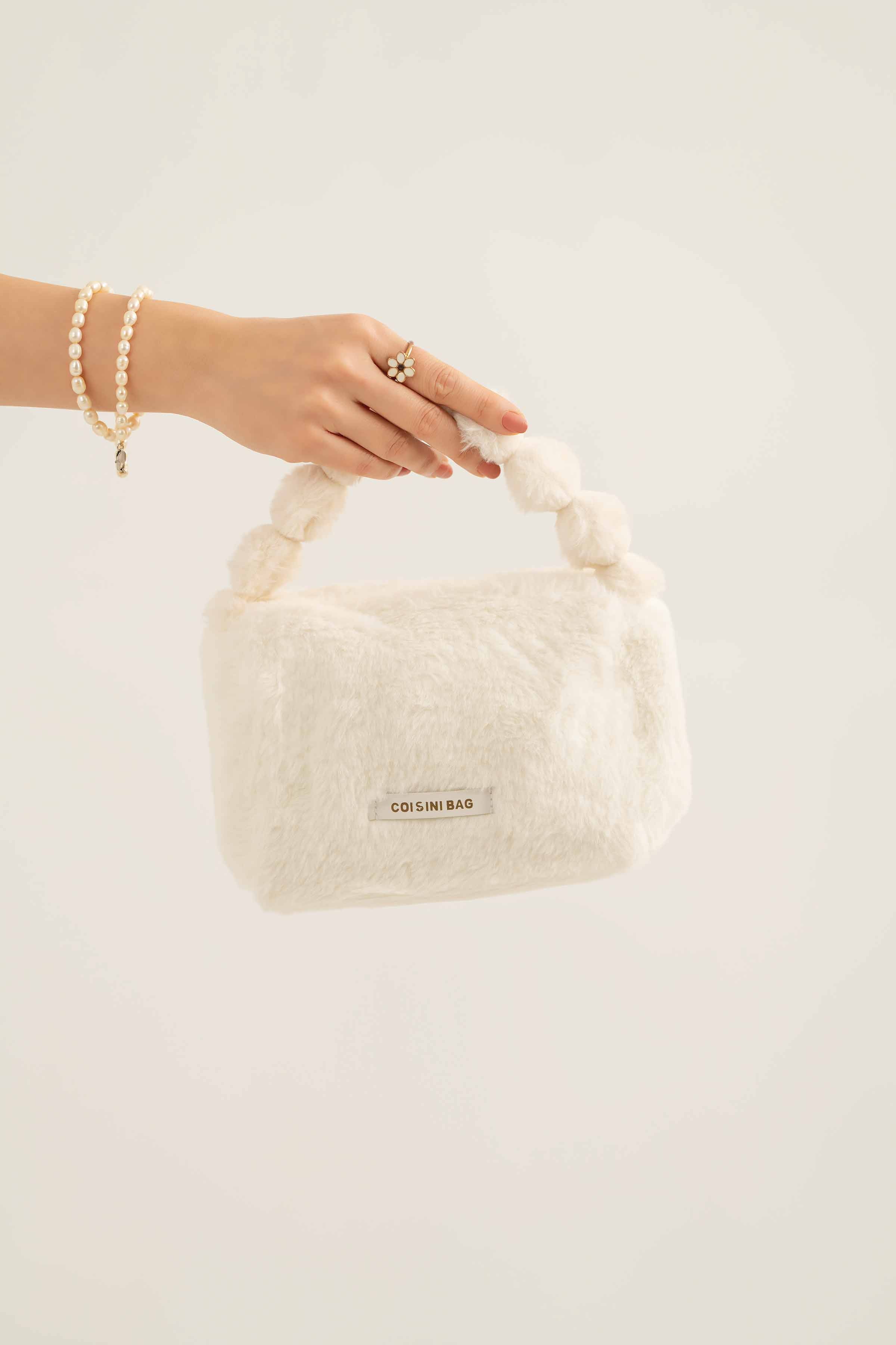Off White Vanity Bag-441922107 for Women - Fashion Collection | Nishat | Shop Online