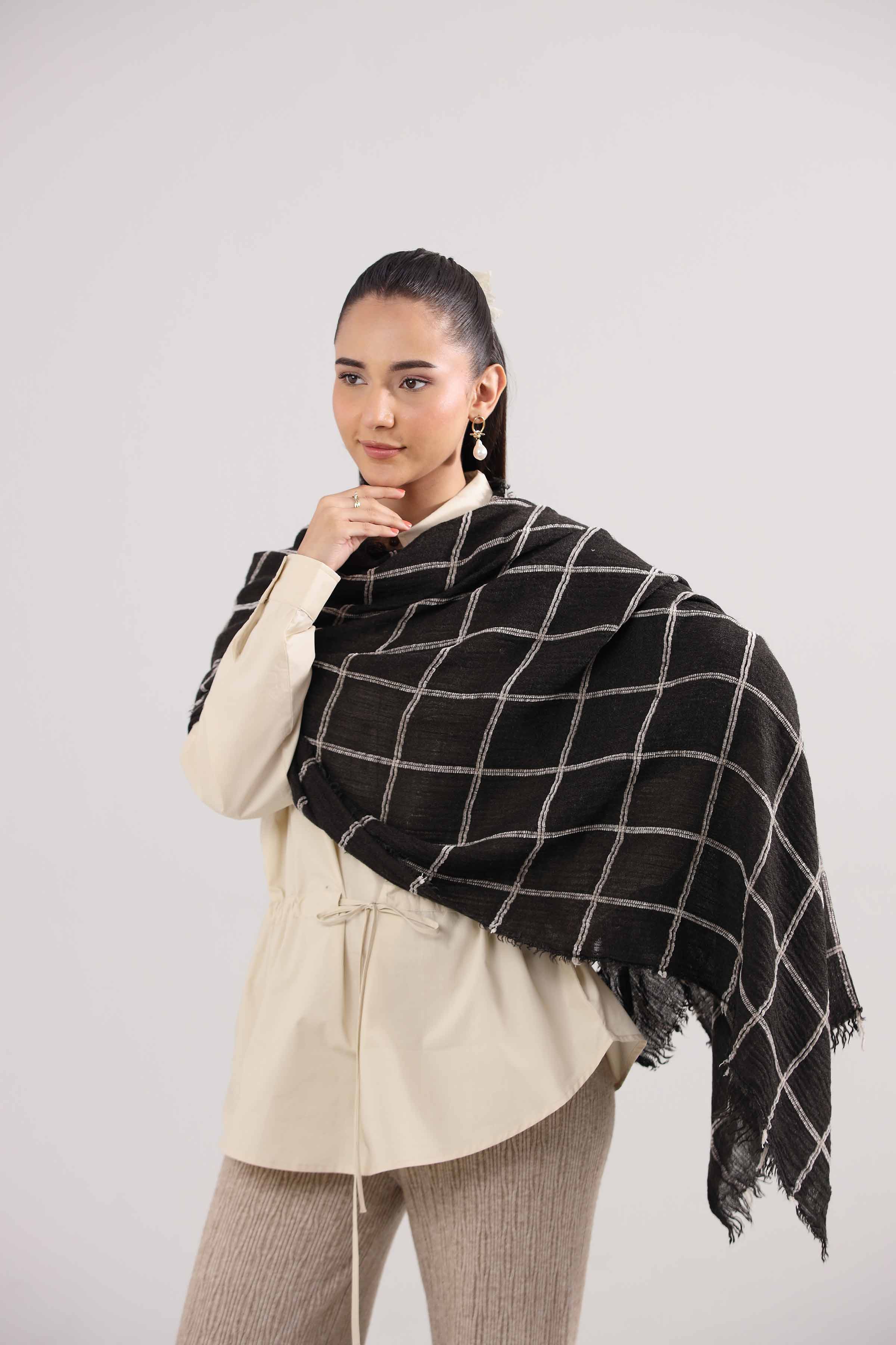 Black Women Scarf-442382103 for Women – Scarf Collection | Nishat | Shop Online