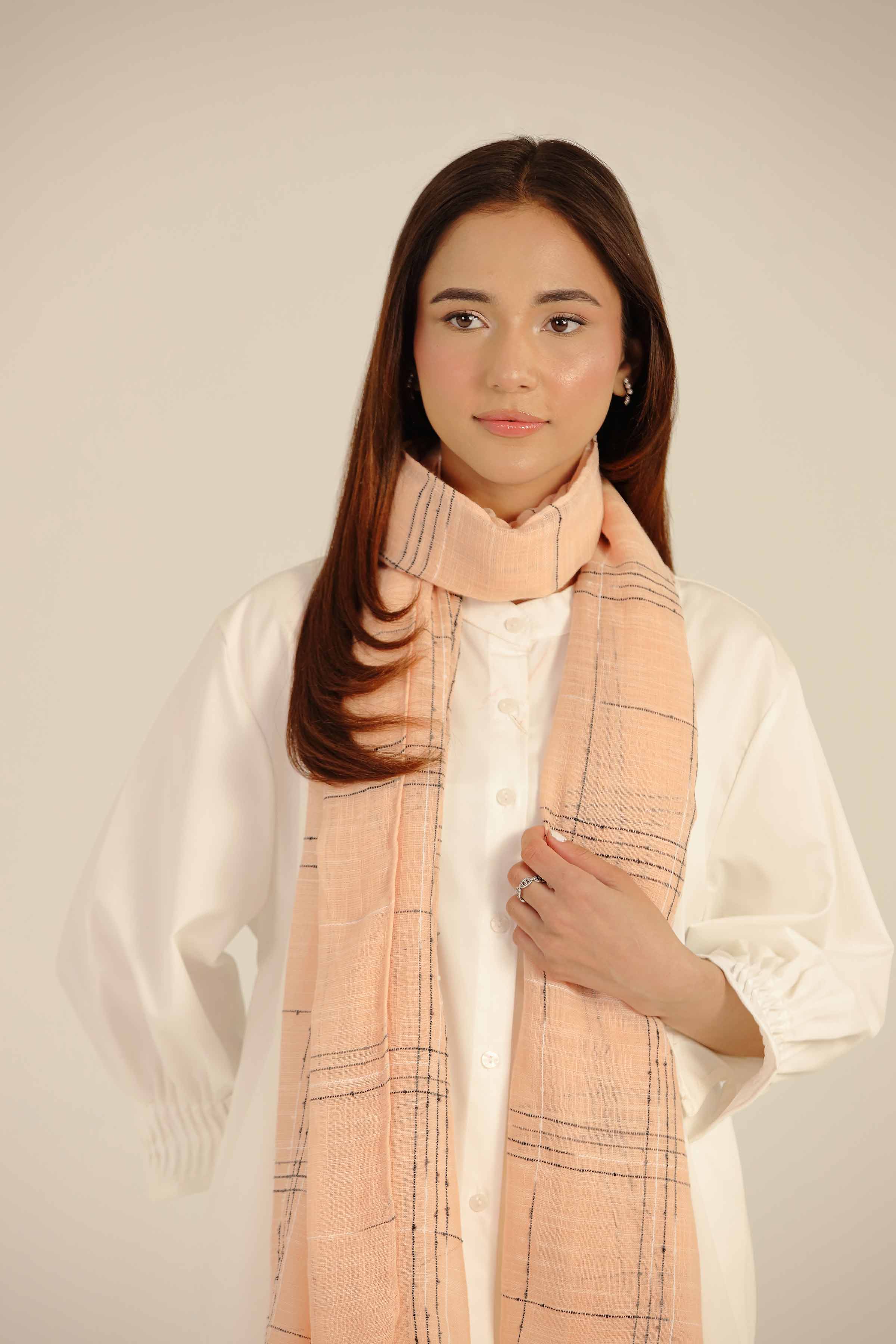 Pink Women Scarf-442472105 for Women - Fashion Collection | Nishat | Shop Online