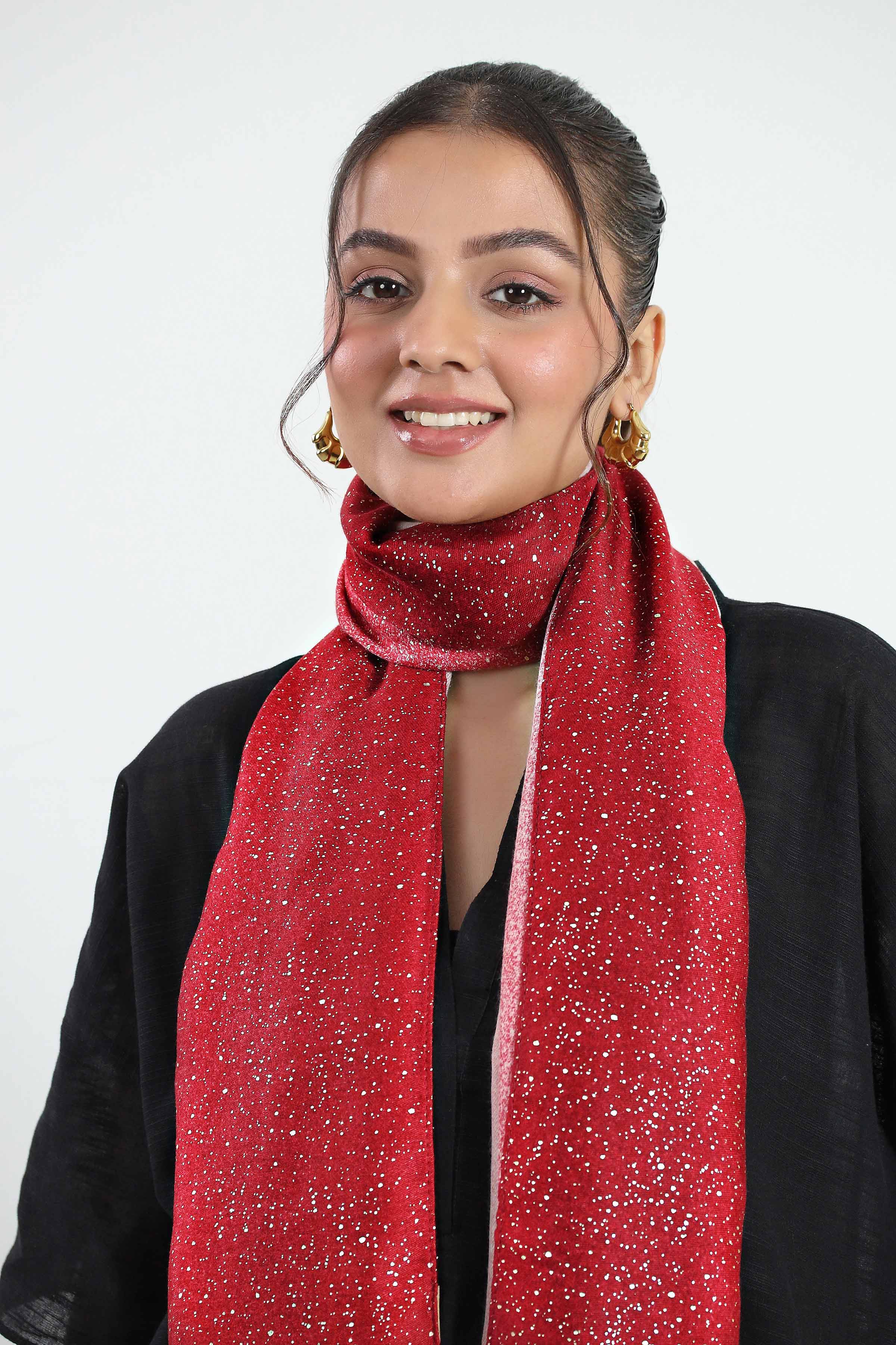 Red Women Scarf-442732101 for Women – Scarf Collection | Nishat | Shop Online
