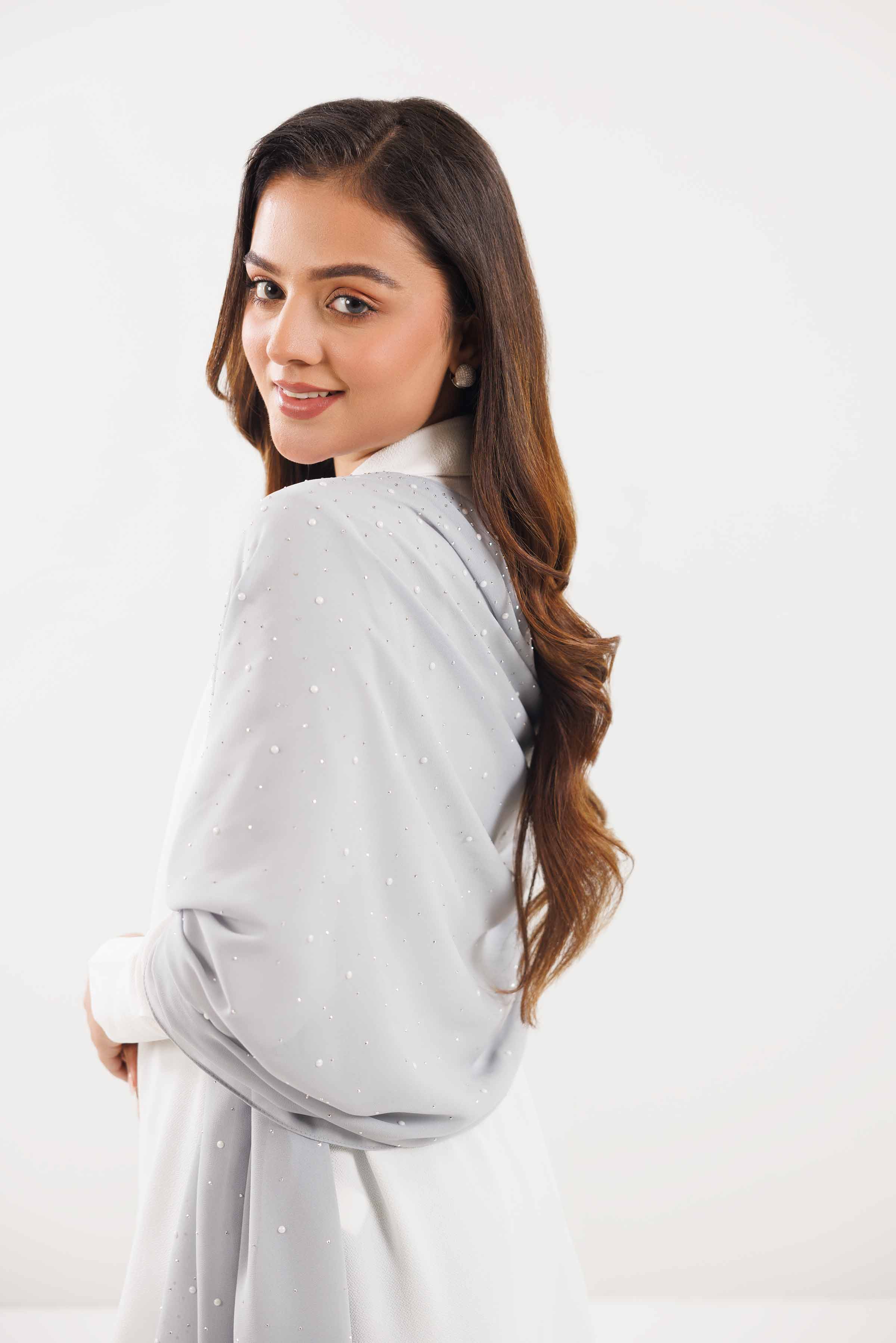 Grey Women Scarf-442852111 for Women – Scarf Collection | Nishat | Shop Online