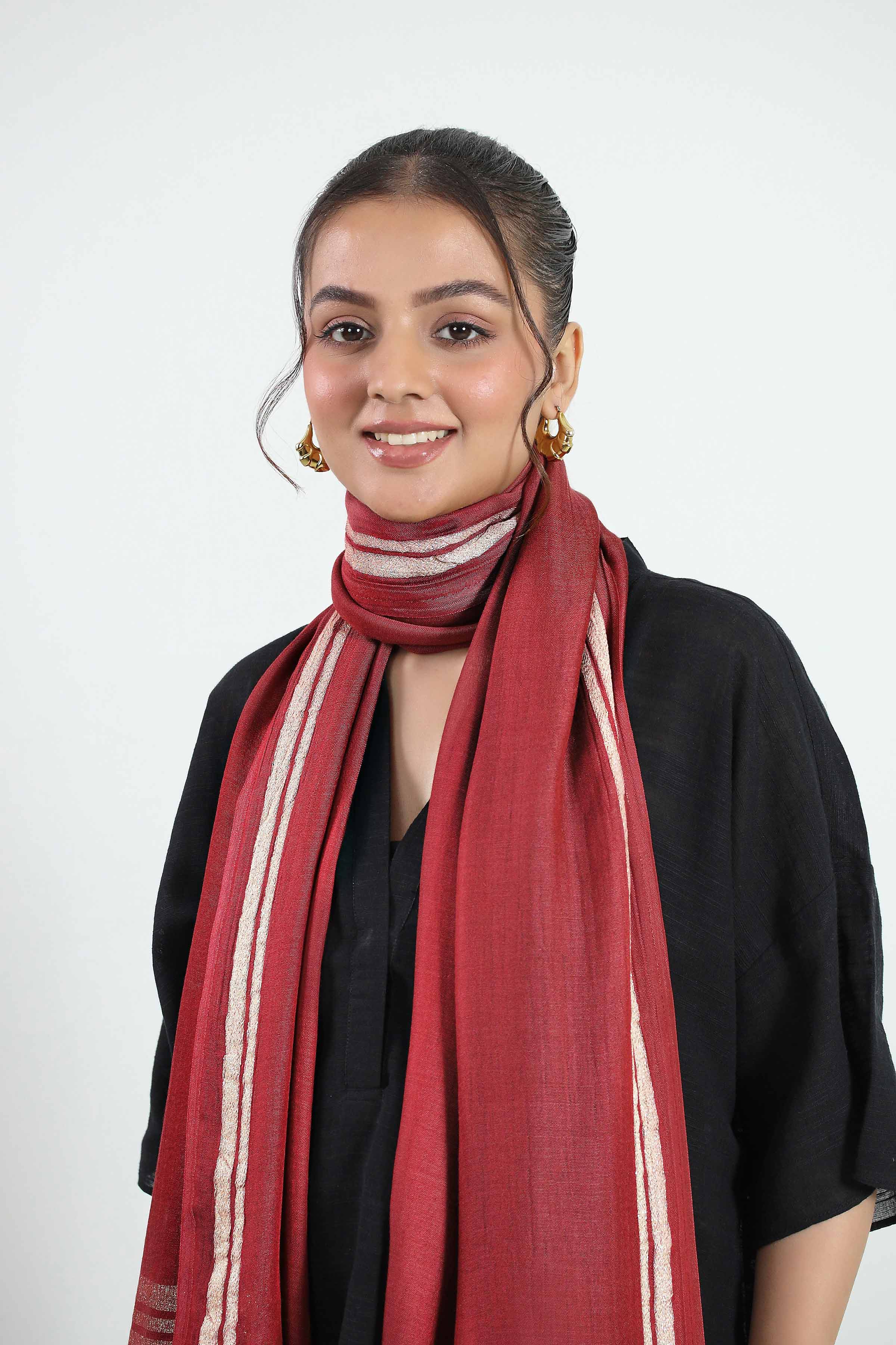 Maroon Women Scarf-442862122 for Women – Scarf Collection | Nishat | Shop Online