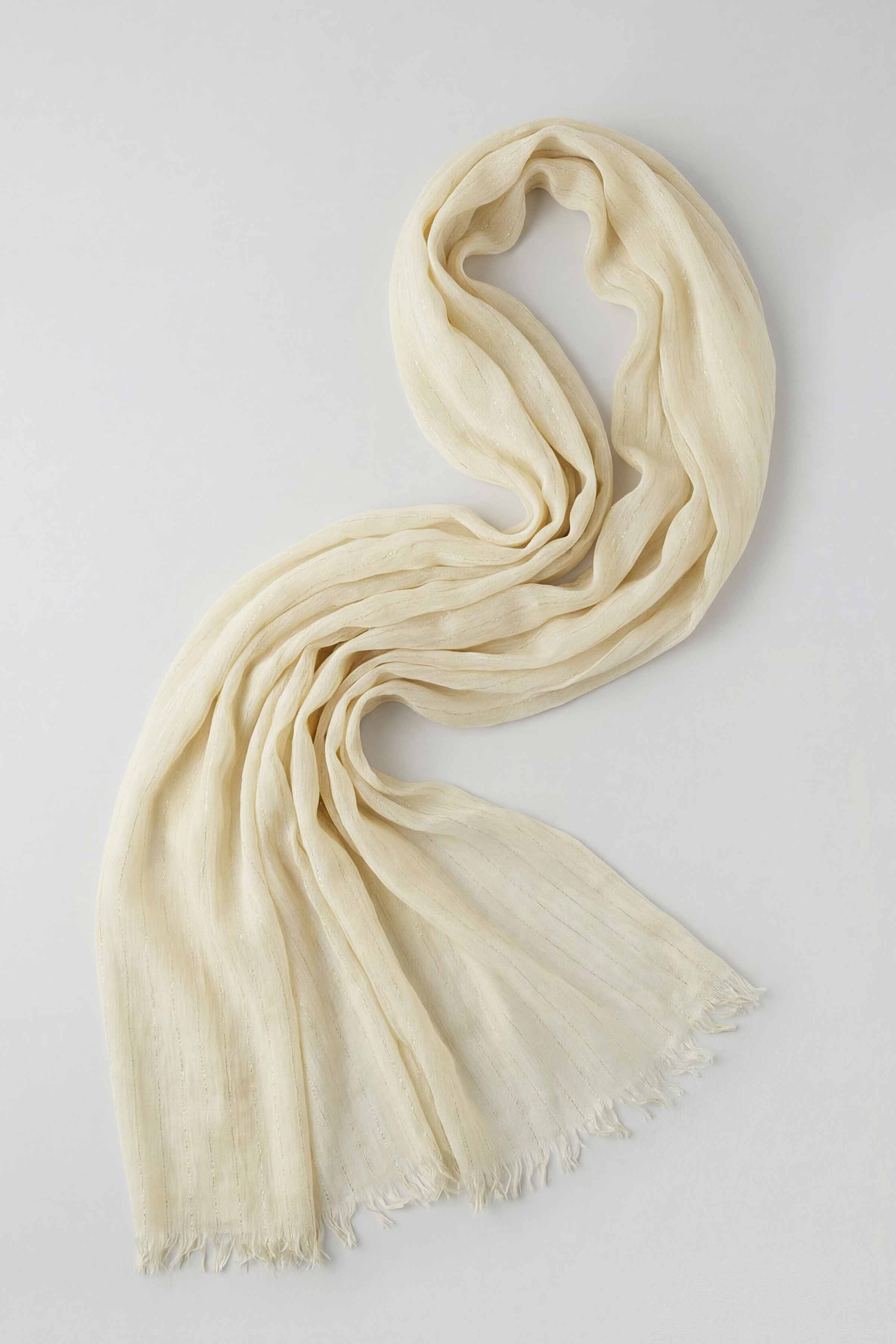 Off White Women Scarf-443422107