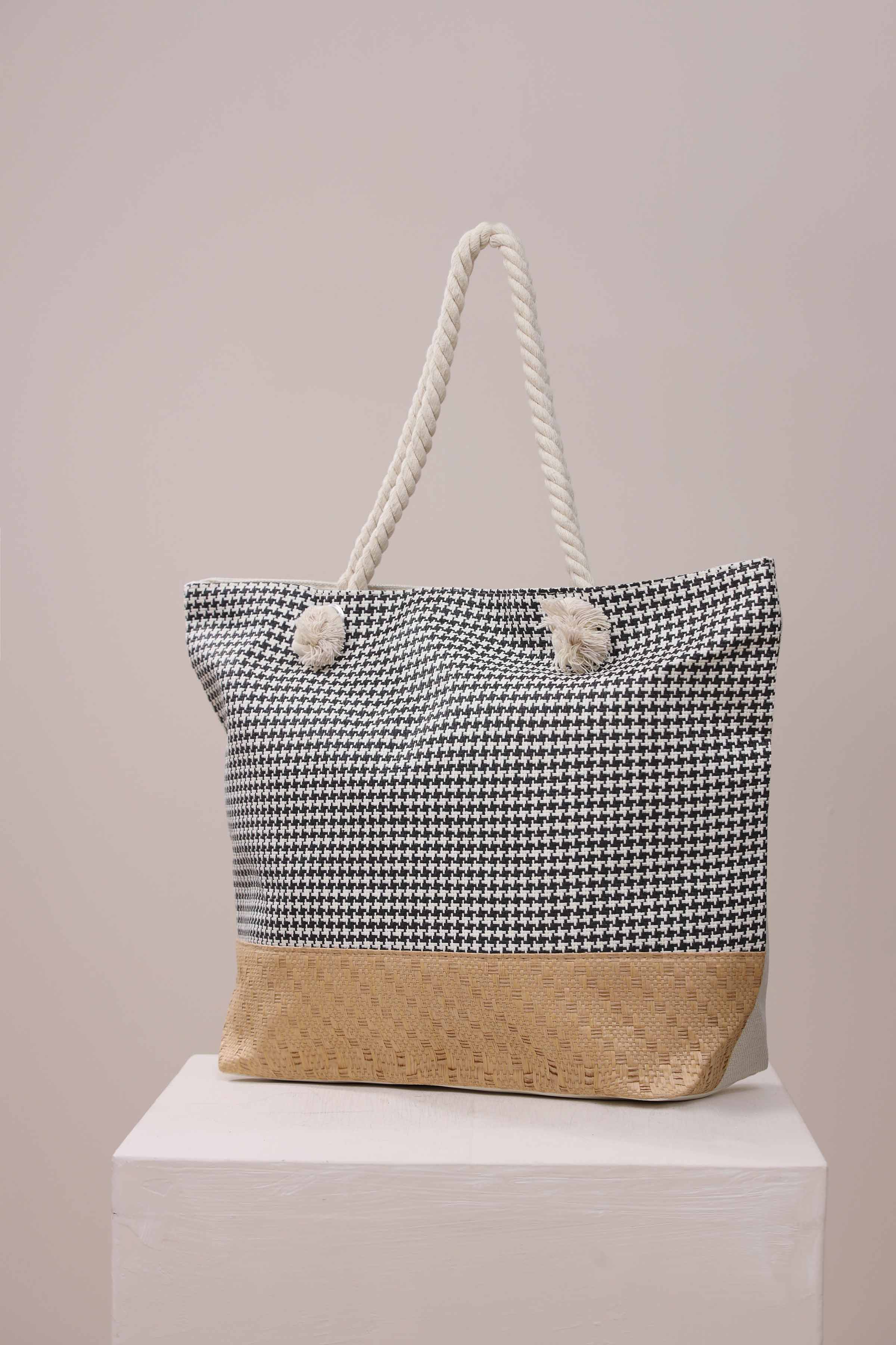 Black & White Tote Bag-443462112