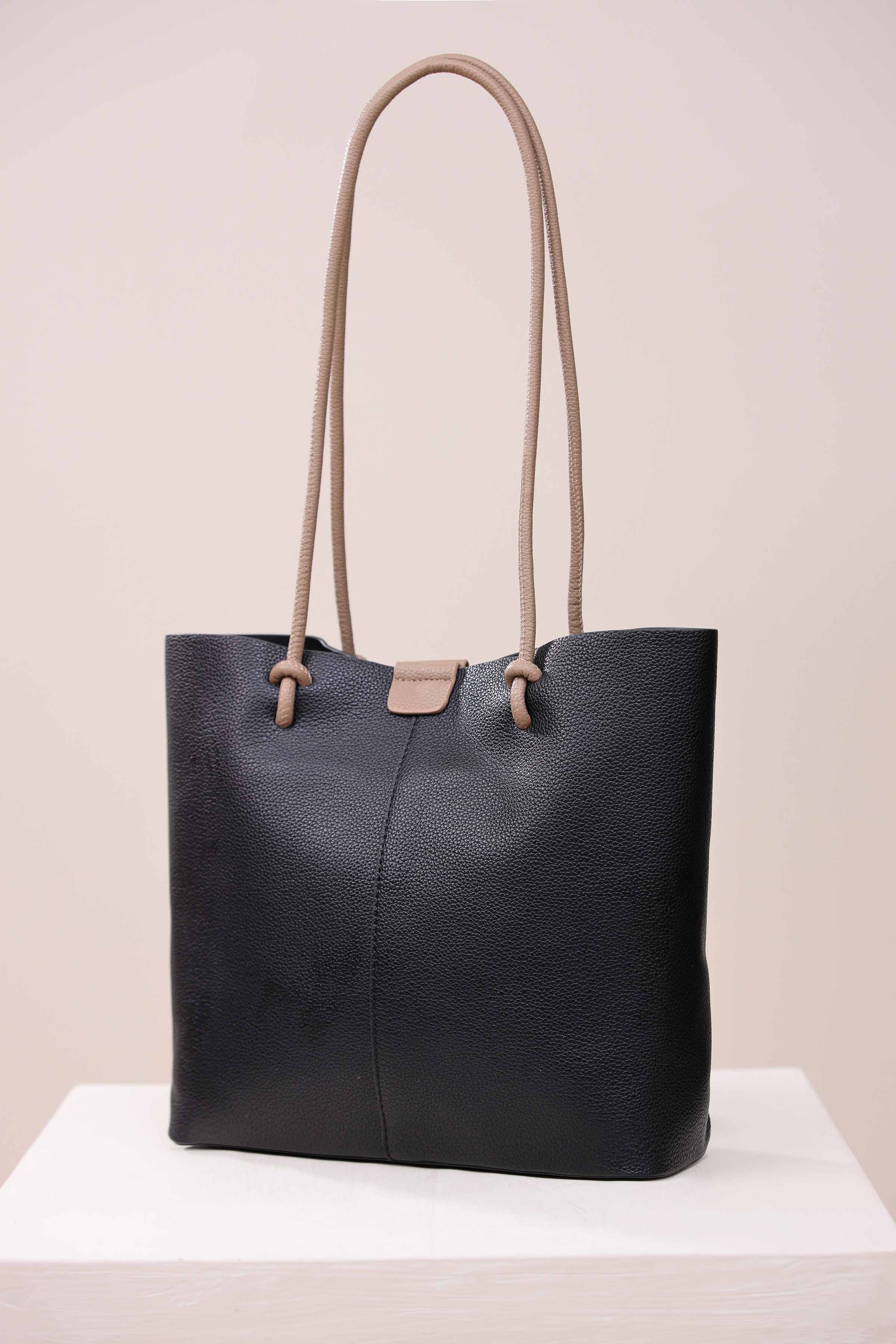 Black Tote Bag-443492103 for Women - Bag Collection | Nishat | Shop Online