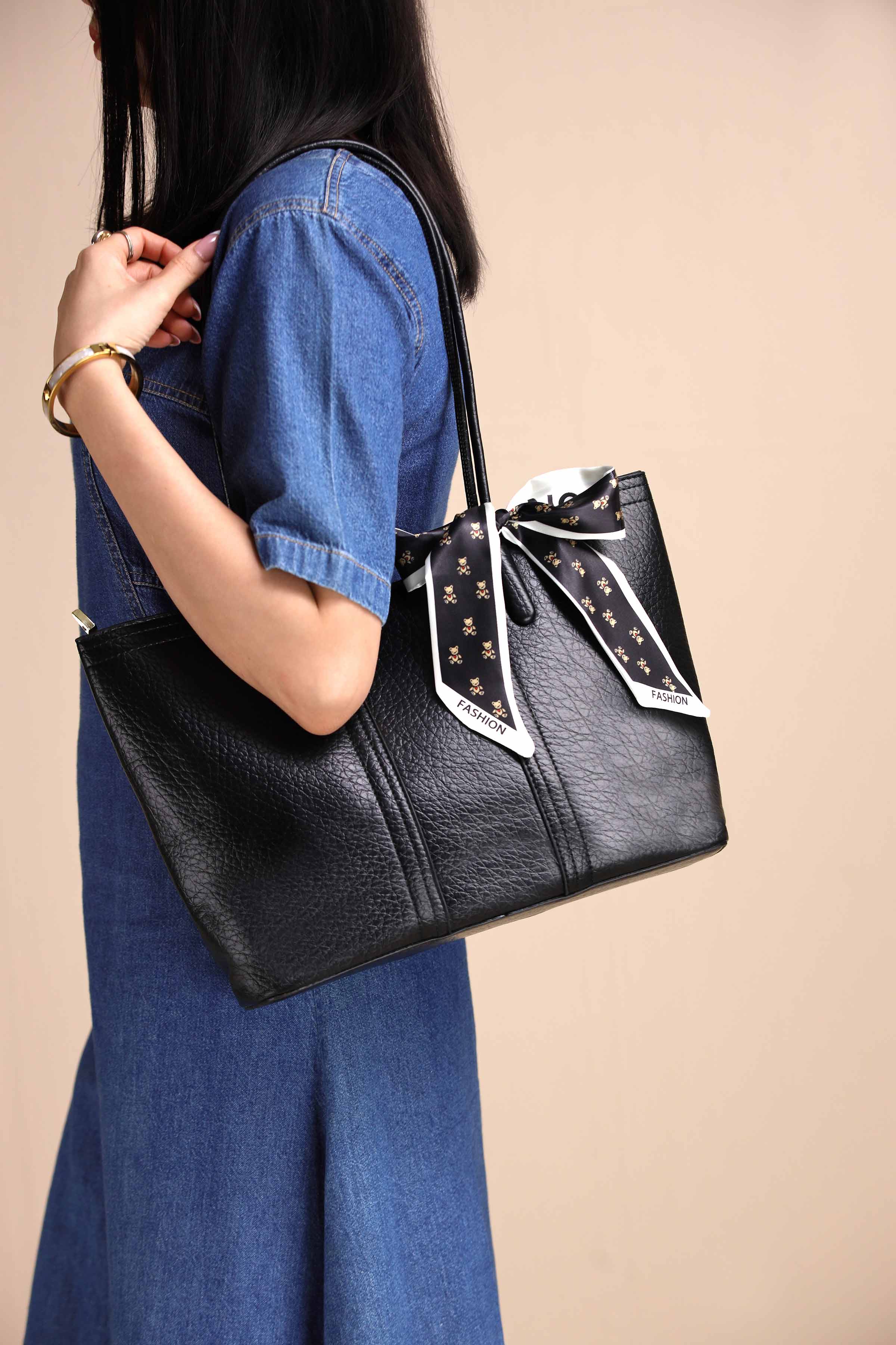 Black Tote Bag-443612103 for Women - Bag Winter Collection | Nishat | Shop Online