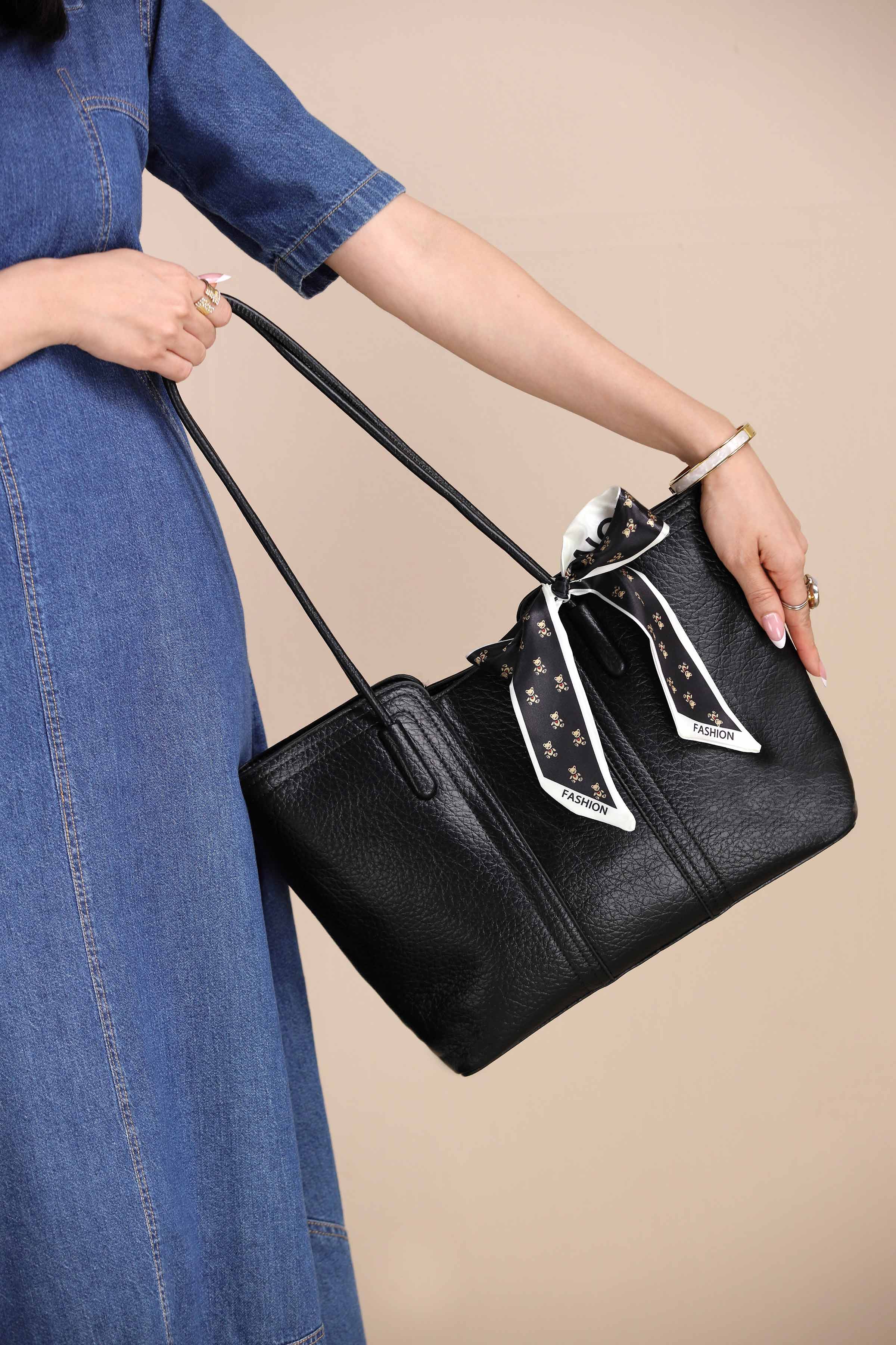 Black Tote Bag-443612103 for Women - Bag Winter Collection | Nishat | Shop Online