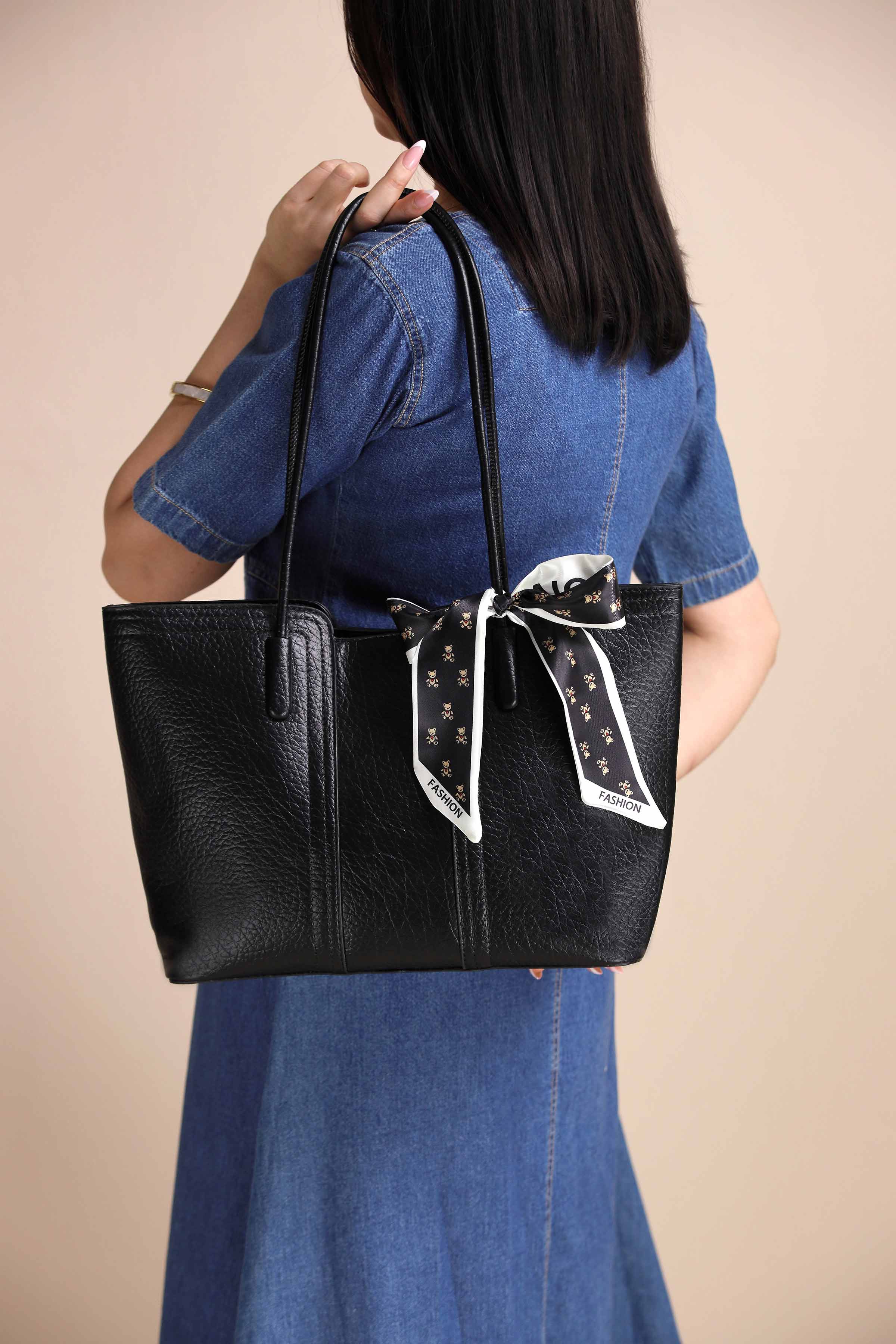 Black Tote Bag-443612103 for Women - Bag Winter Collection | Nishat | Shop Online