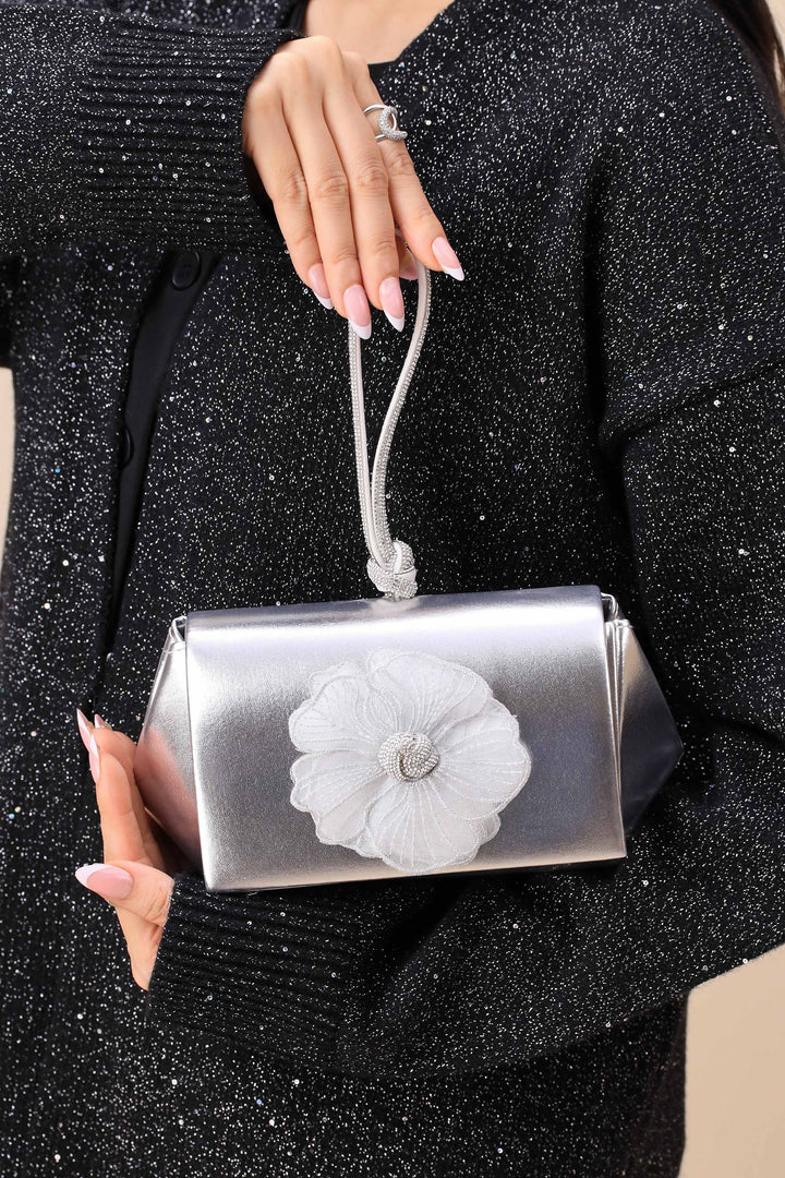 Silver Clutch-444092120-for Women - Bag Winter Collection | Nishat | Shop Online