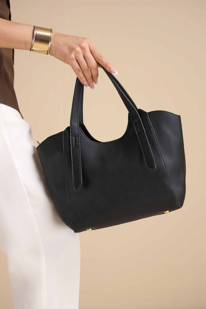 Black Shoulder Bag-444352103 for Women - Bag Winter Collection | Nishat | Shop Online