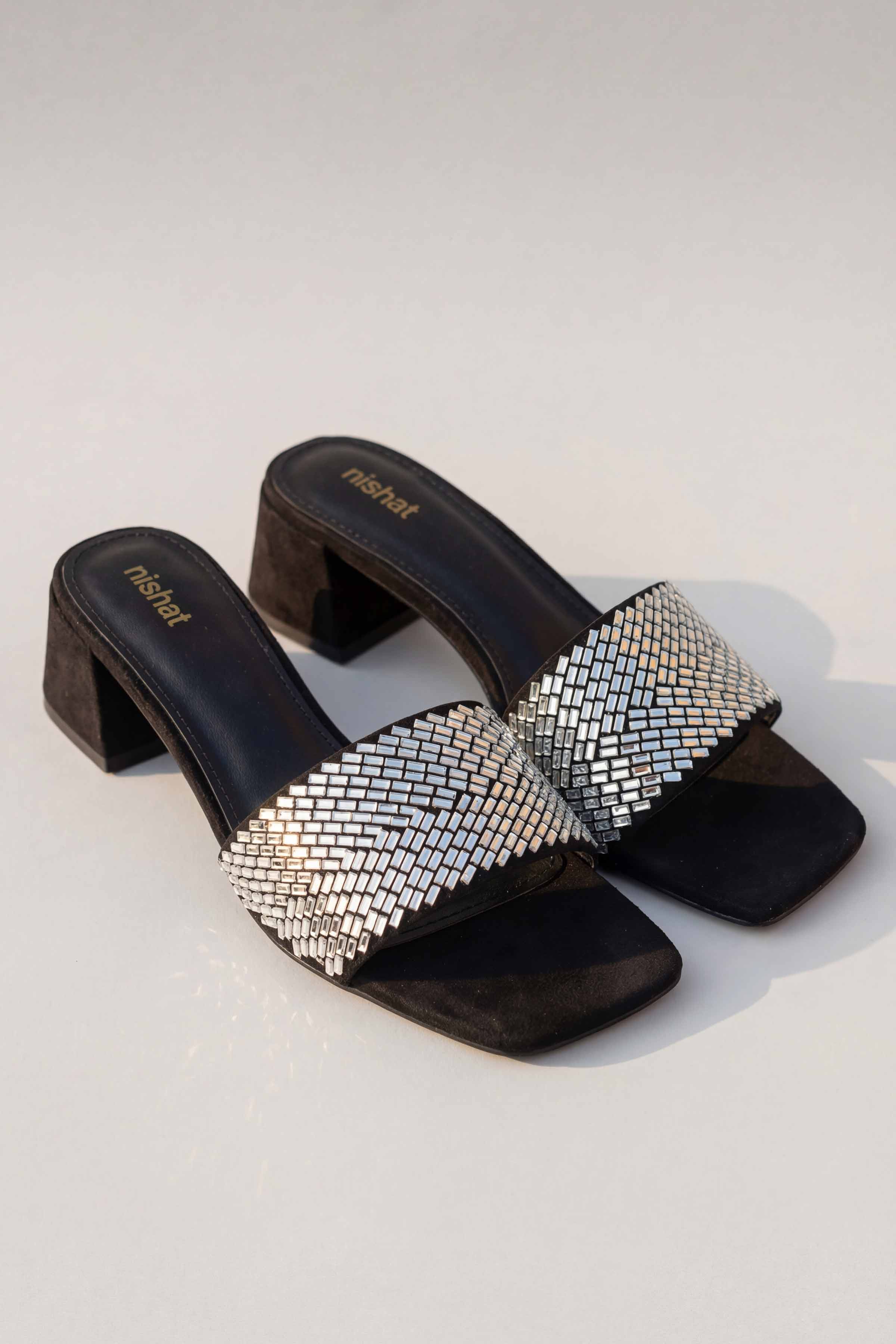 Black Chappal-445262903 for Women - Fashion Collection | Nishat | Shop Online