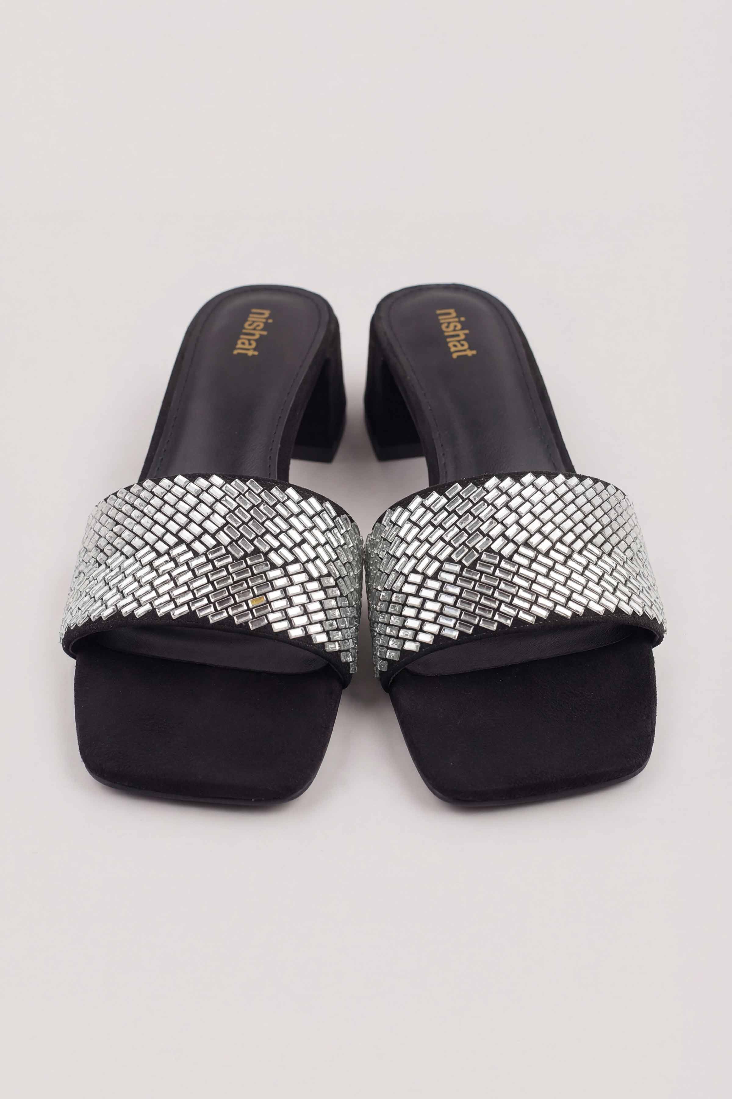 Black Chappal-445262903 for Women - Fashion Collection | Nishat | Shop Online
