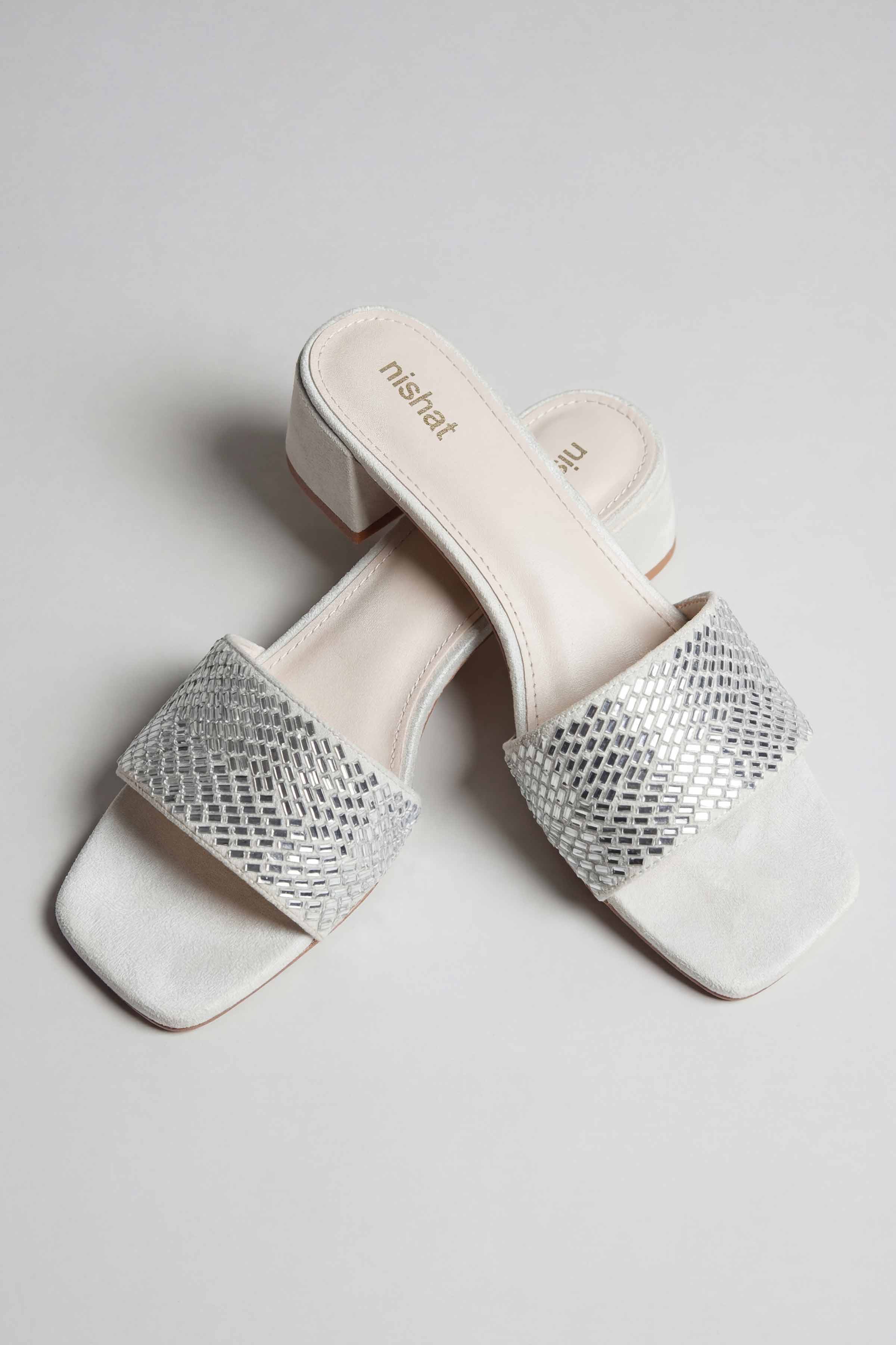 Off White Chappal-445262918 for Women - Fashion Collection | Nishat | Shop Online