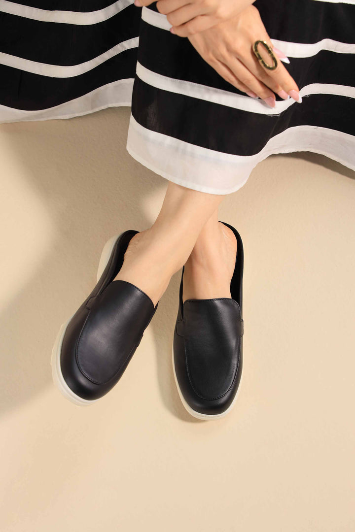 Black Pumps-445362903 -  for Women - Shoes Collection | Nishat | Shop Online