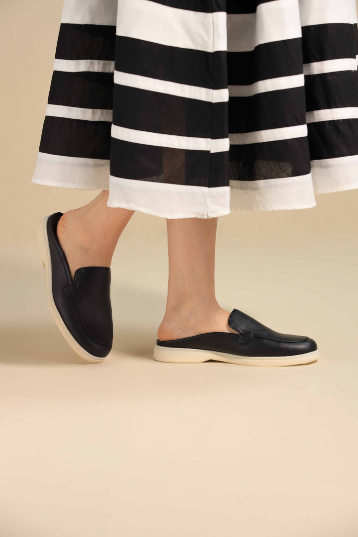 Black Pumps-445362903 -  for Women - Shoes Collection | Nishat | Shop Online