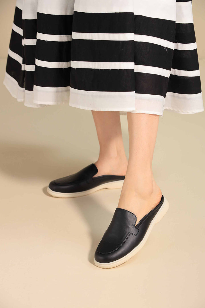 Black Pumps-445362903 -  for Women - Shoes Collection | Nishat | Shop Online
