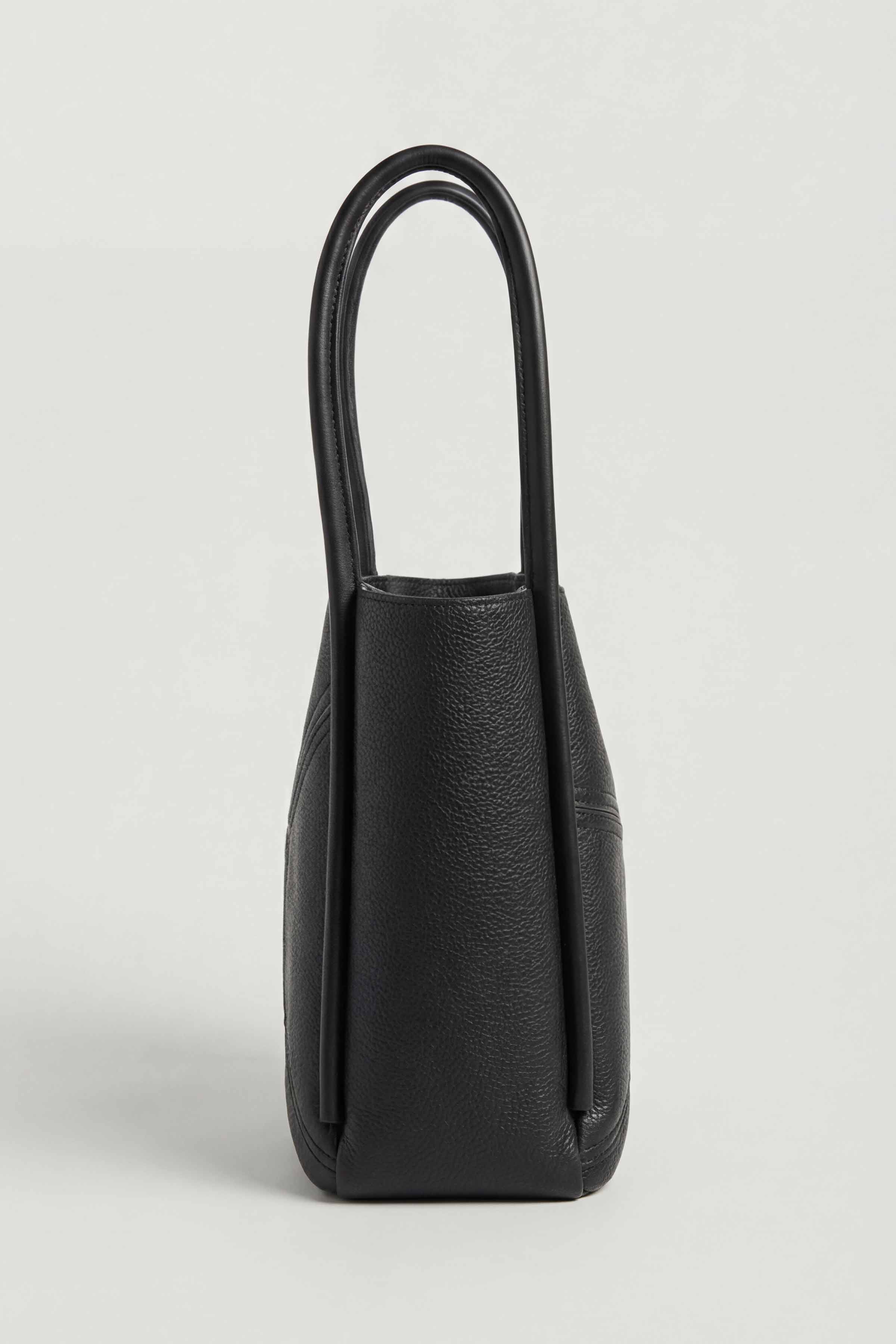 Black Shoulder Bag-445432103