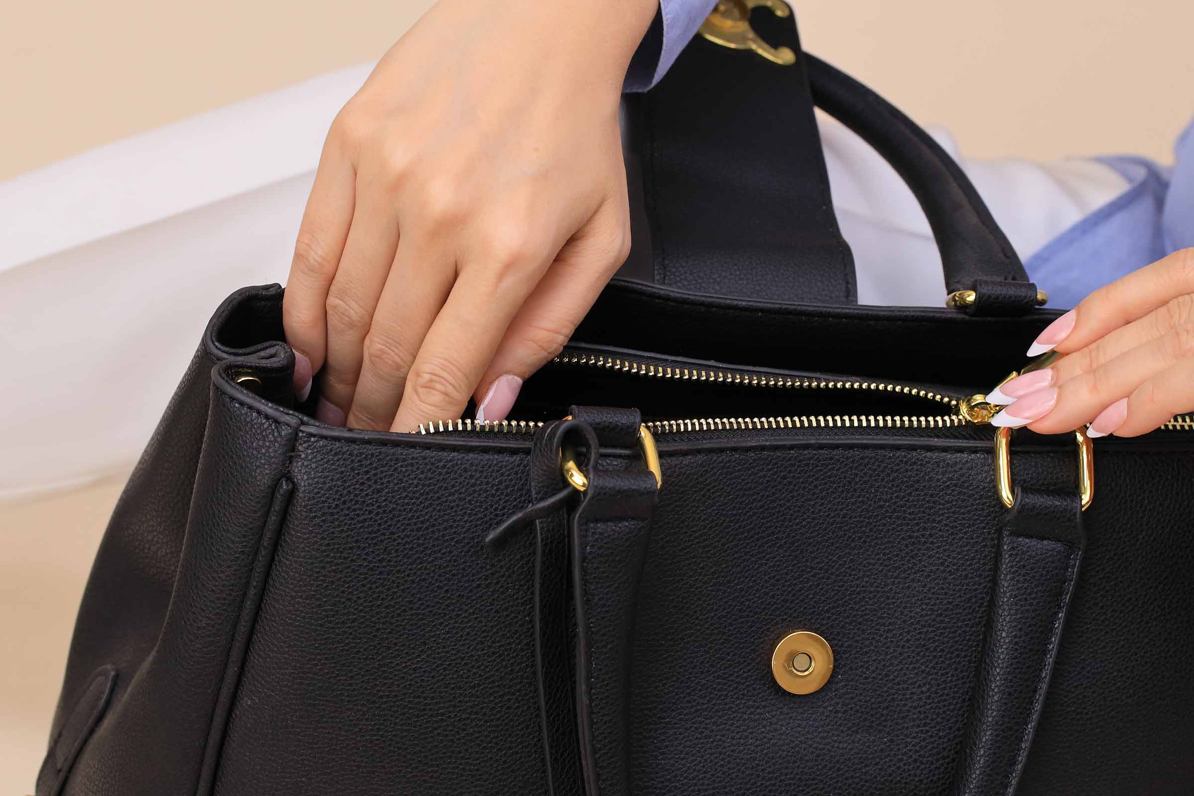 Black Shoulder Bag-445472103-for Women - Bag Winter Collection | Nishat | Shop Online