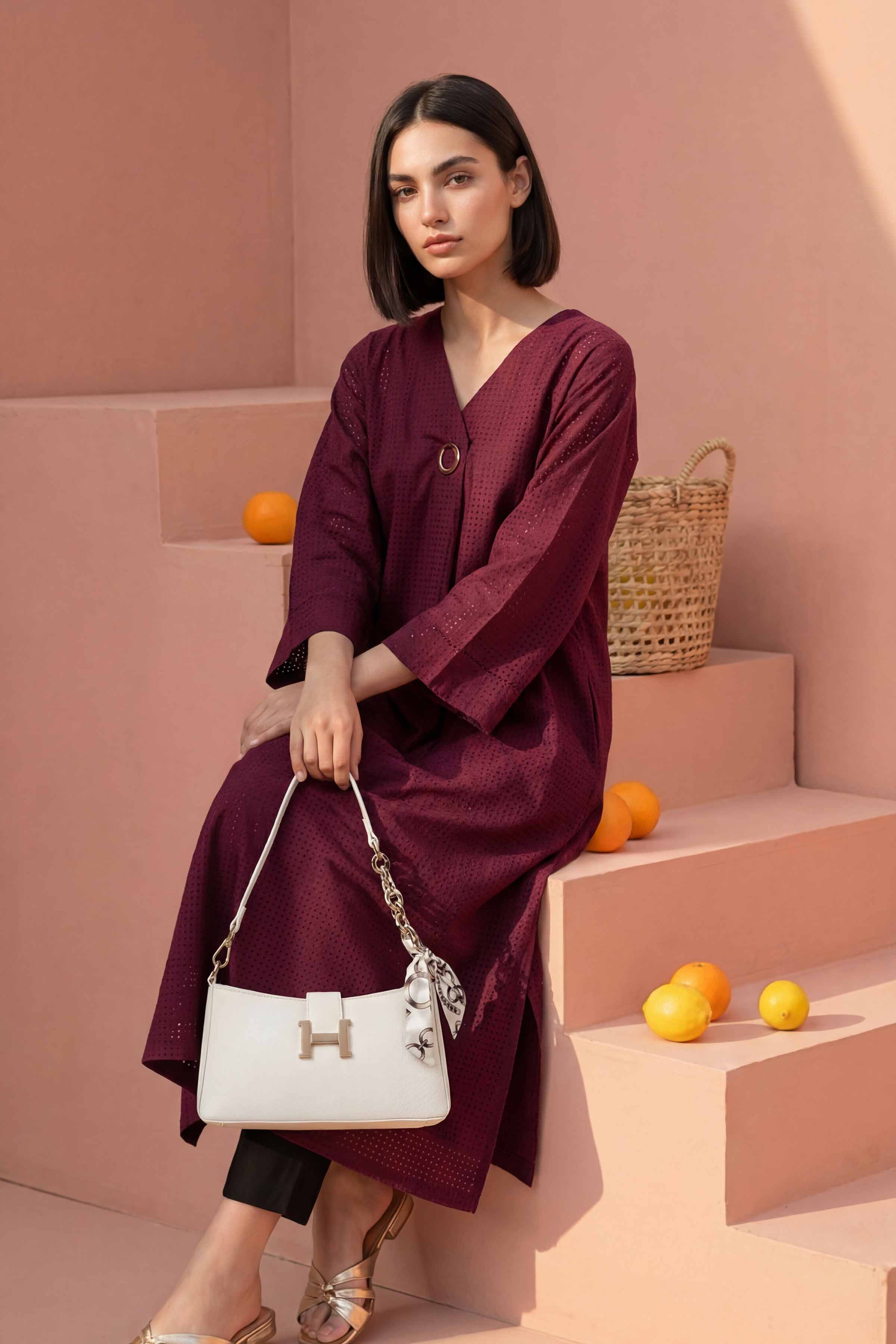 White Shoulder Bag-445562112