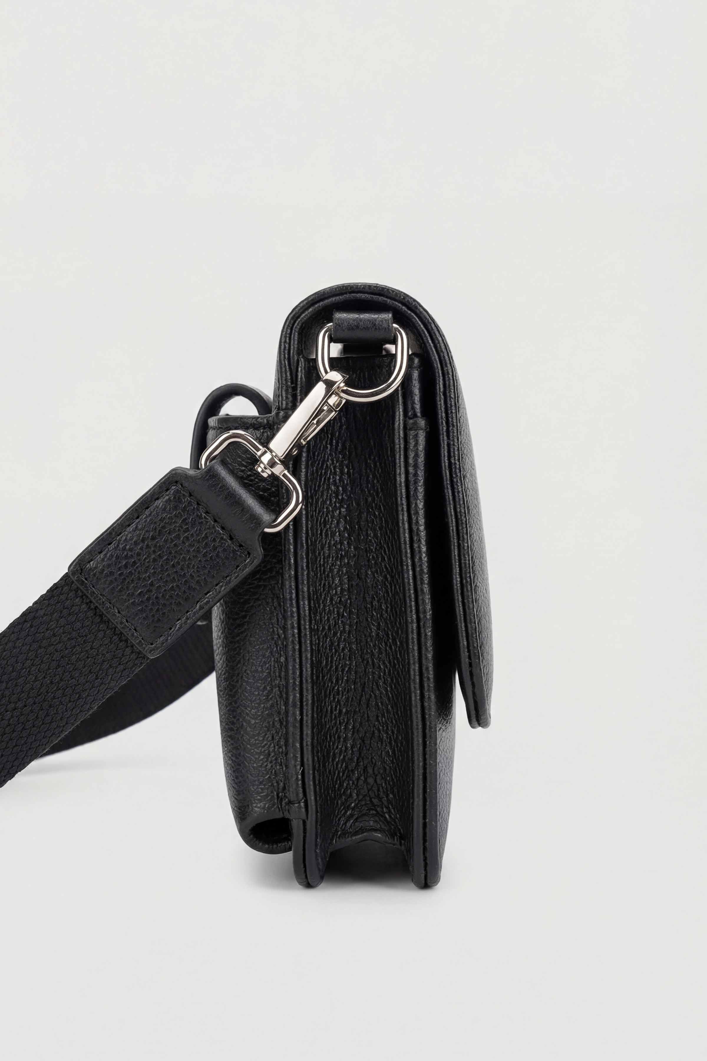 Black Shoulder Bag-445582103  for Women - Fashion Collection | Nishat | Shop Online