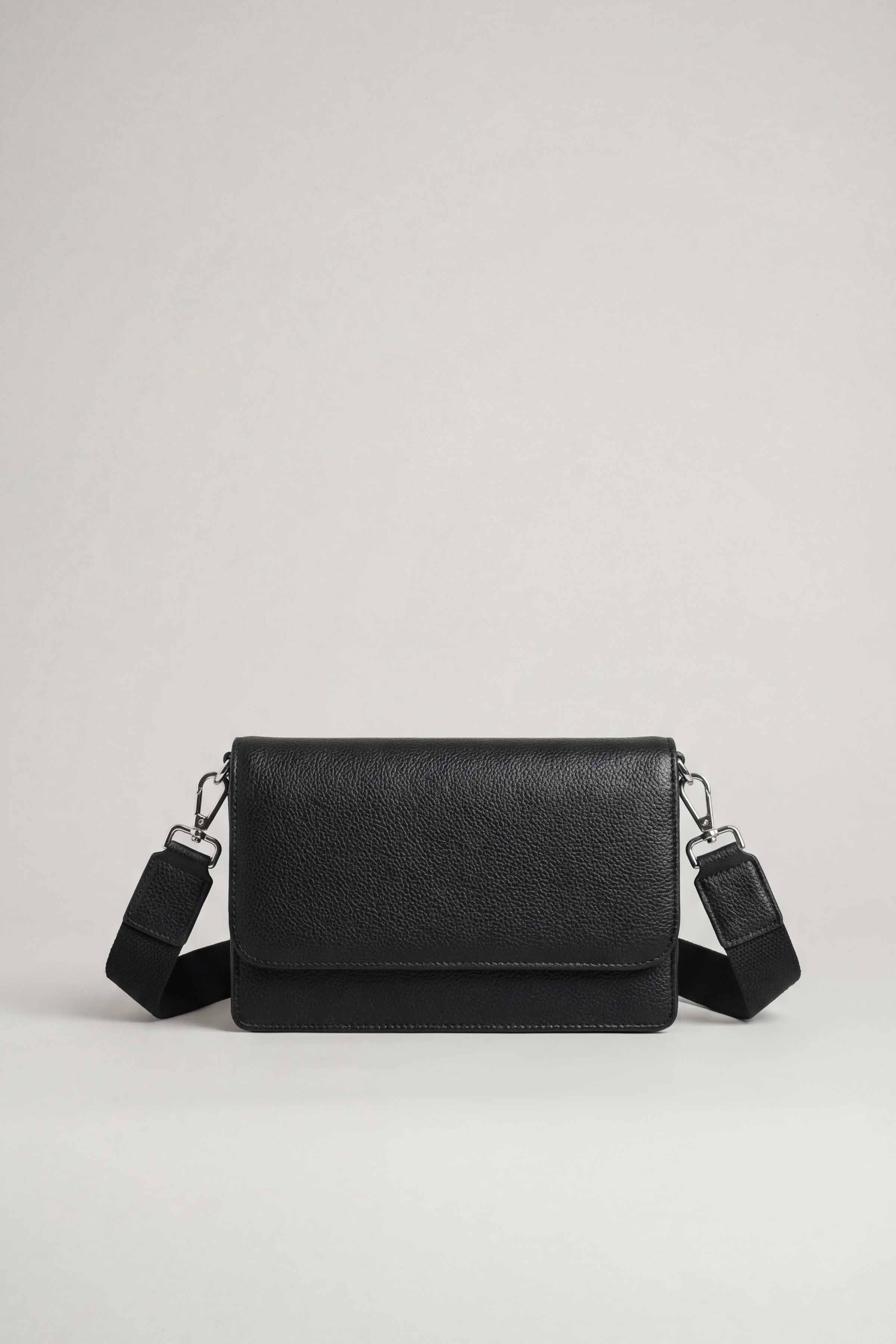 Black Shoulder Bag-445582103  for Women - Fashion Collection | Nishat | Shop Online