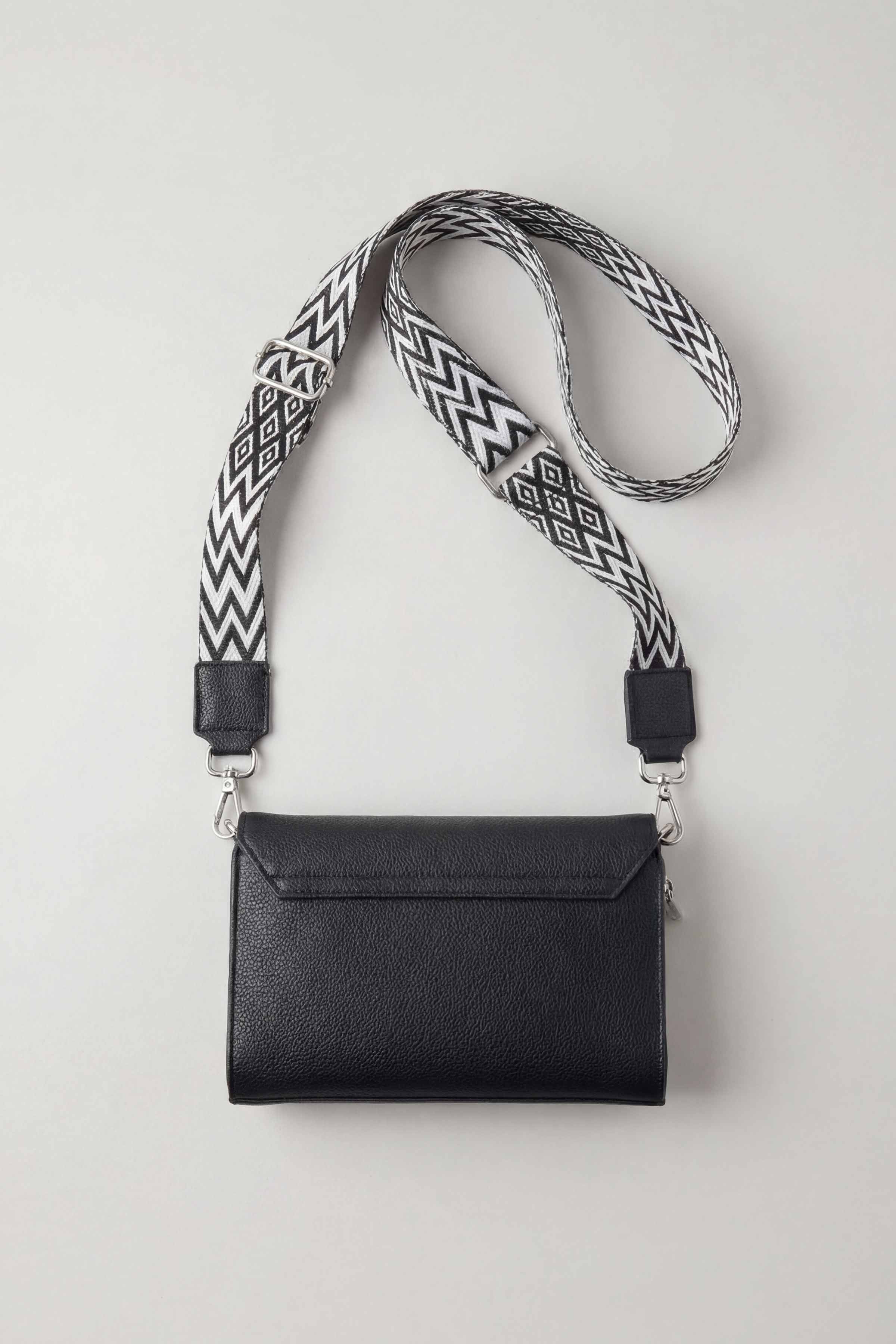 Black Shoulder Bag-445592103  for Women - Fashion Collection | Nishat | Shop Online