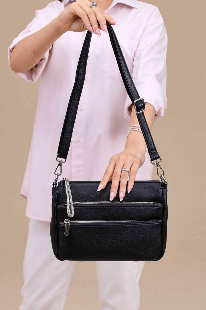 Black Shoulder Bag-445622103-for Women - Bag Winter Collection | Nishat | Shop Online