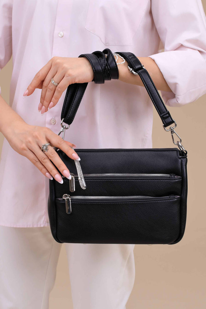 Black Shoulder Bag-445622103-for Women - Bag Winter Collection | Nishat | Shop Online