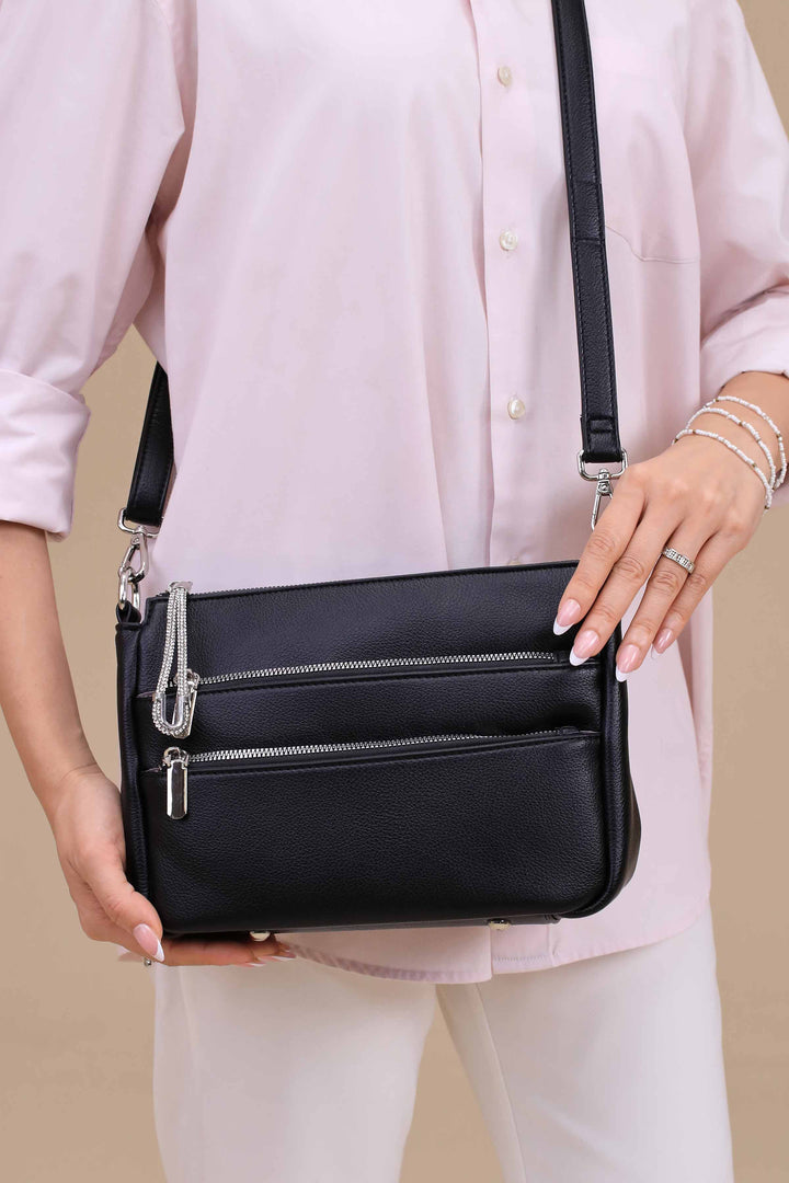 Black Shoulder Bag-445622103-for Women - Bag Winter Collection | Nishat | Shop Online