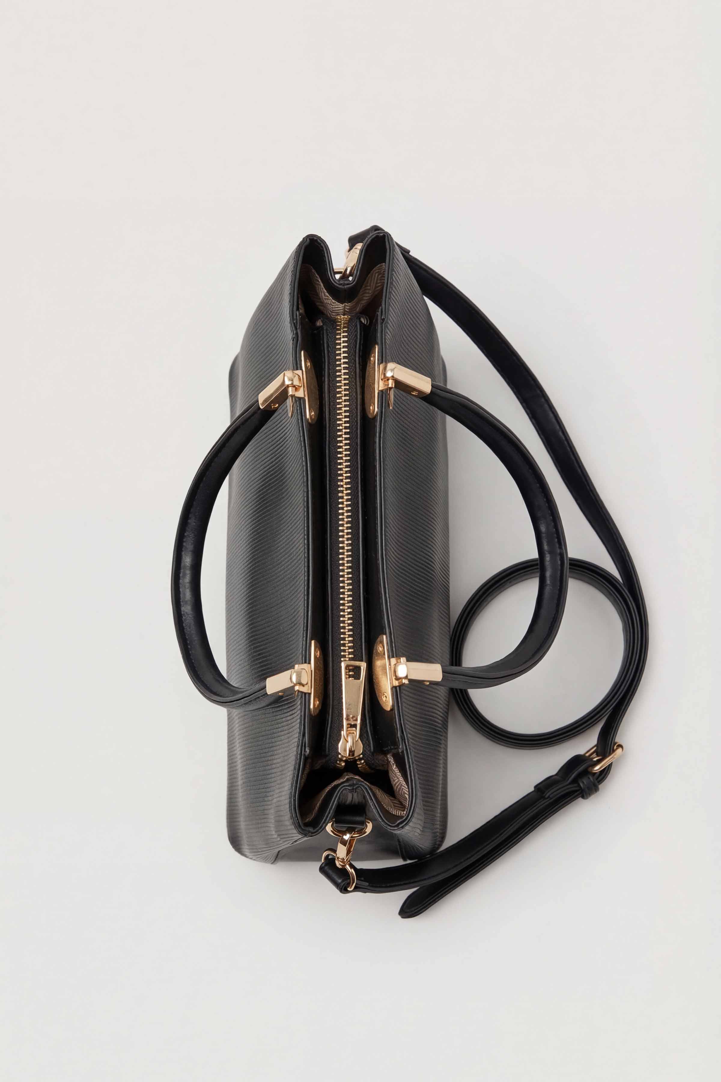 Black Shoulder Bag-445662103  for Women - Fashion Collection | Nishat | Shop Online