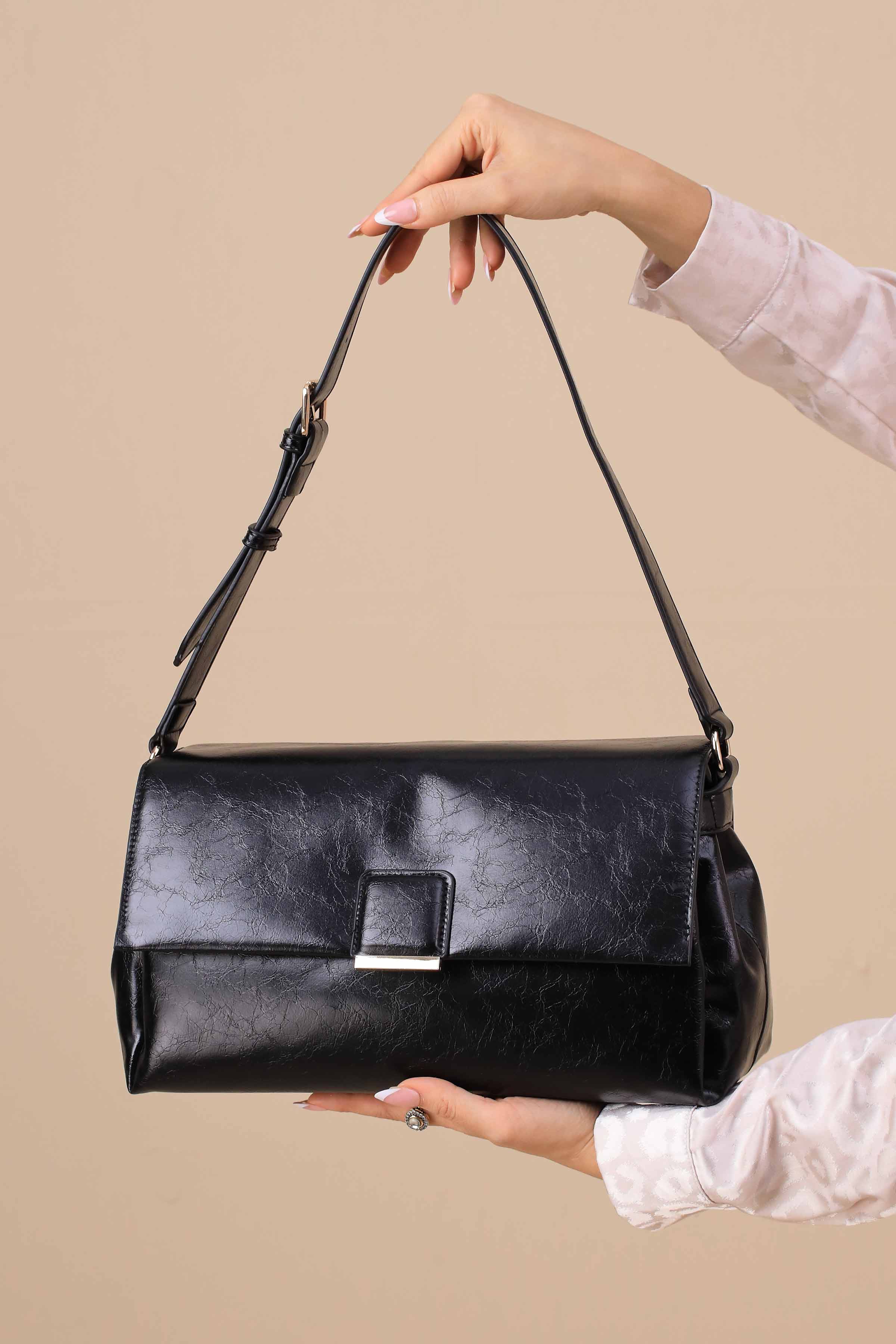 Black Shoulder Bag-445722103-for Women - Bag Winter Collection | Nishat | Shop Online