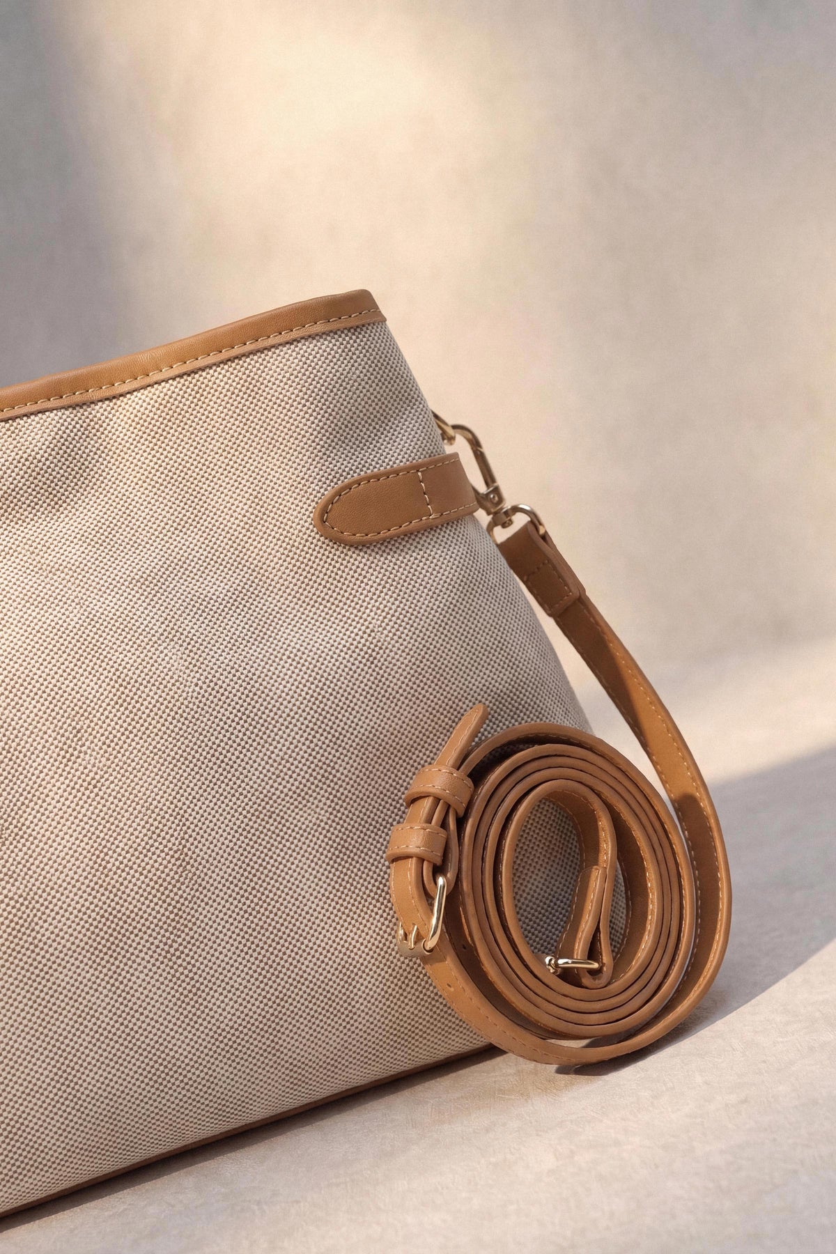 Camel Shoulder Bag-445832129