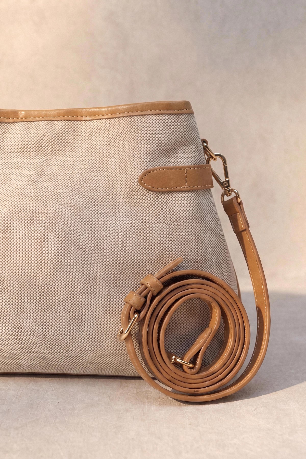 Camel Shoulder Bag-445832129