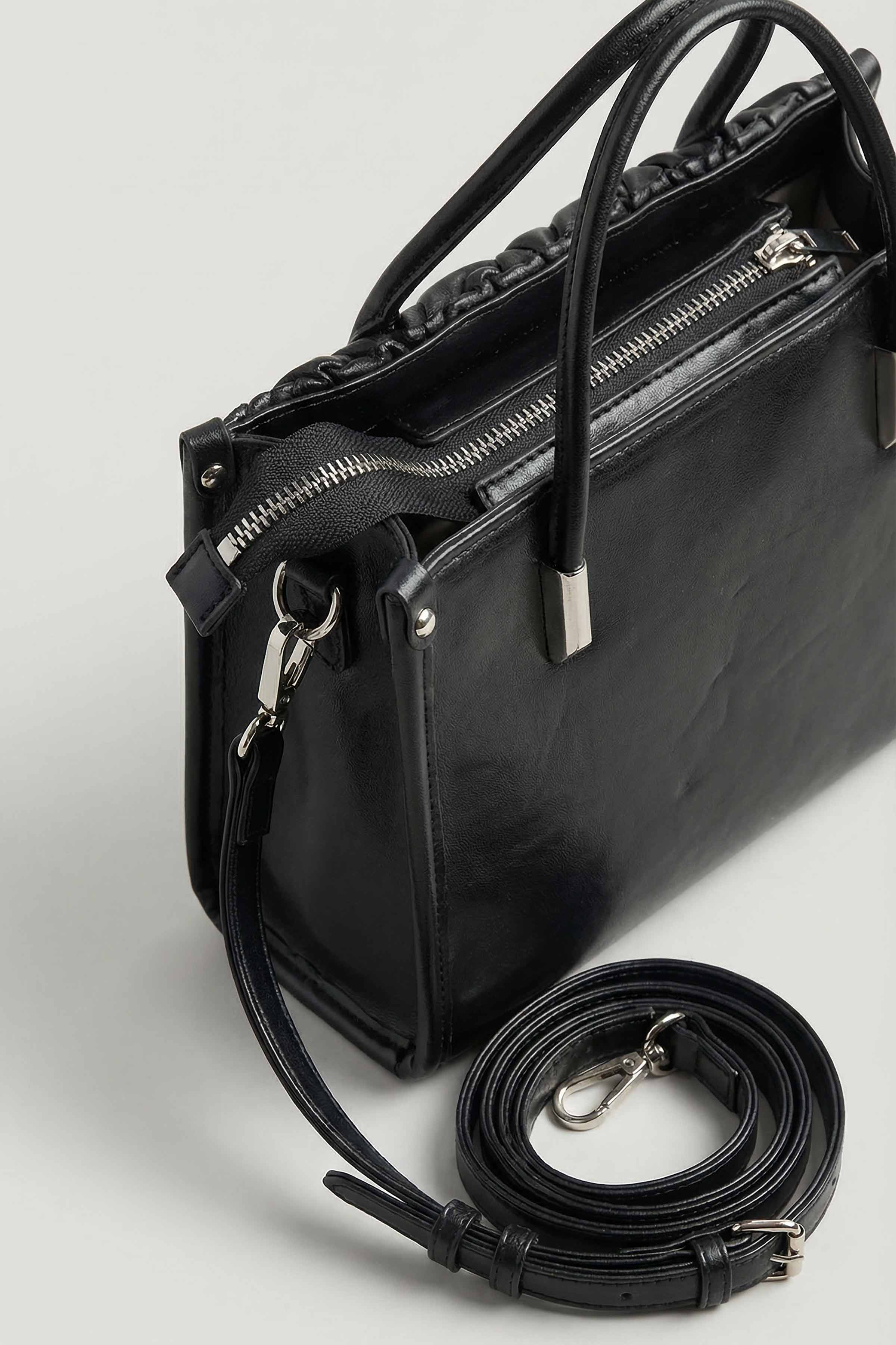 Black Shoulder Bag-445842103