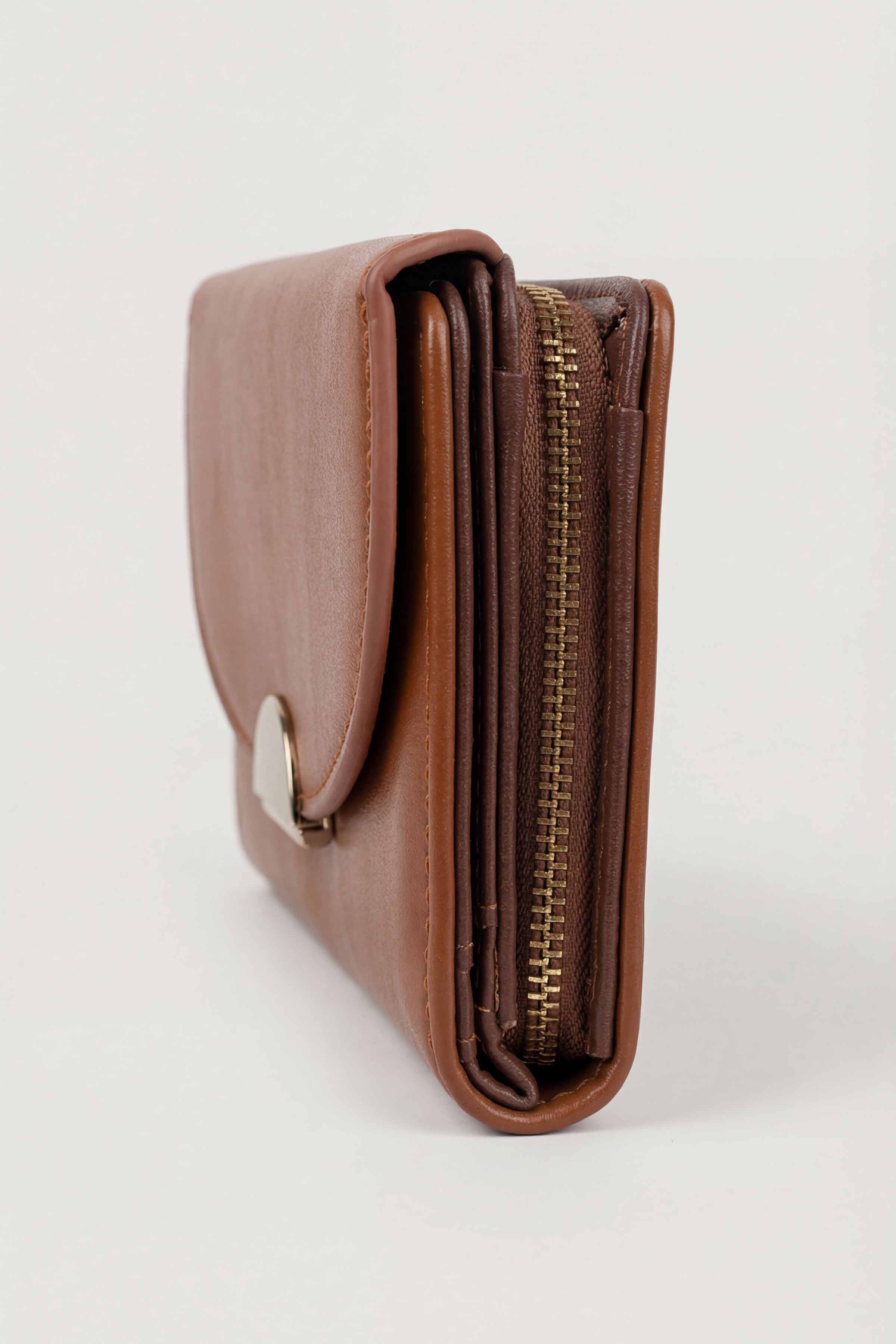 Brown Wallet-446622113